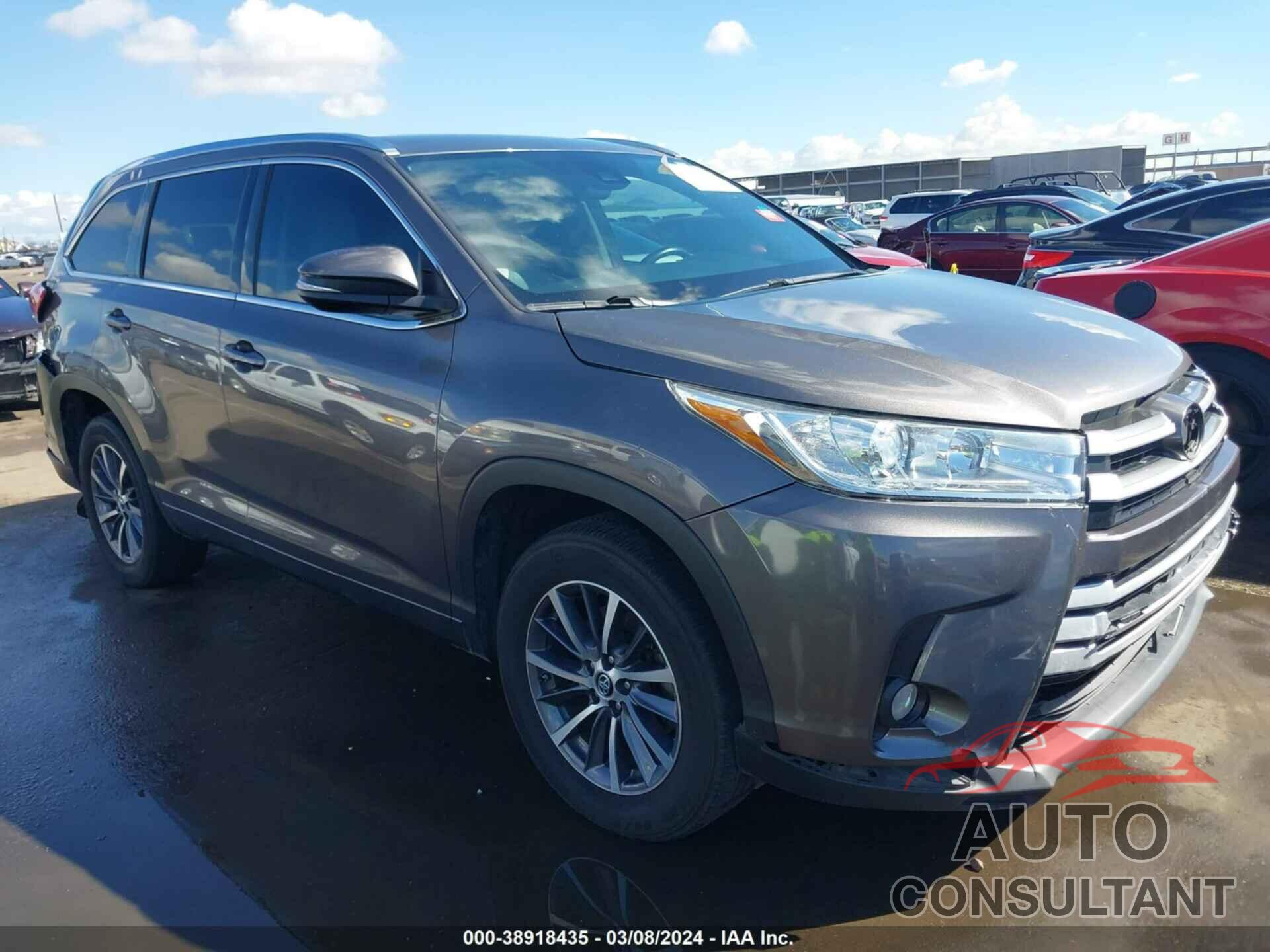 TOYOTA HIGHLANDER 2017 - 5TDKZRFHXHS192729