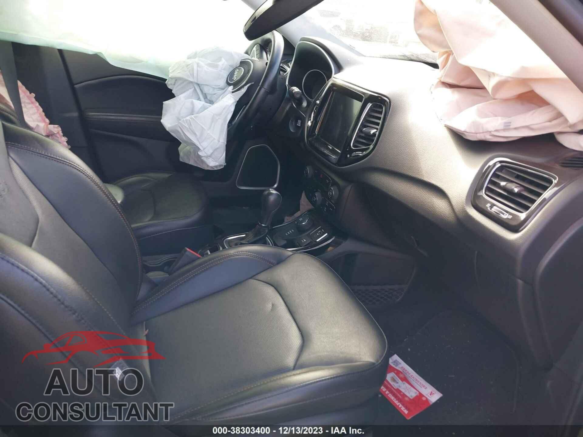 JEEP COMPASS 2020 - 3C4NJDCB3LT209148