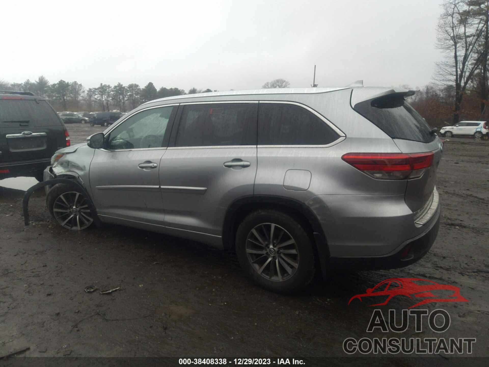 TOYOTA HIGHLANDER 2017 - 5TDJZRFH0HS453586