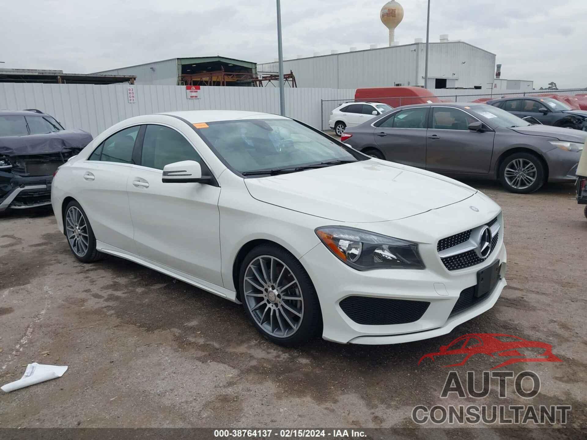MERCEDES-BENZ CLA 250 2016 - WDDSJ4EB4GN349656