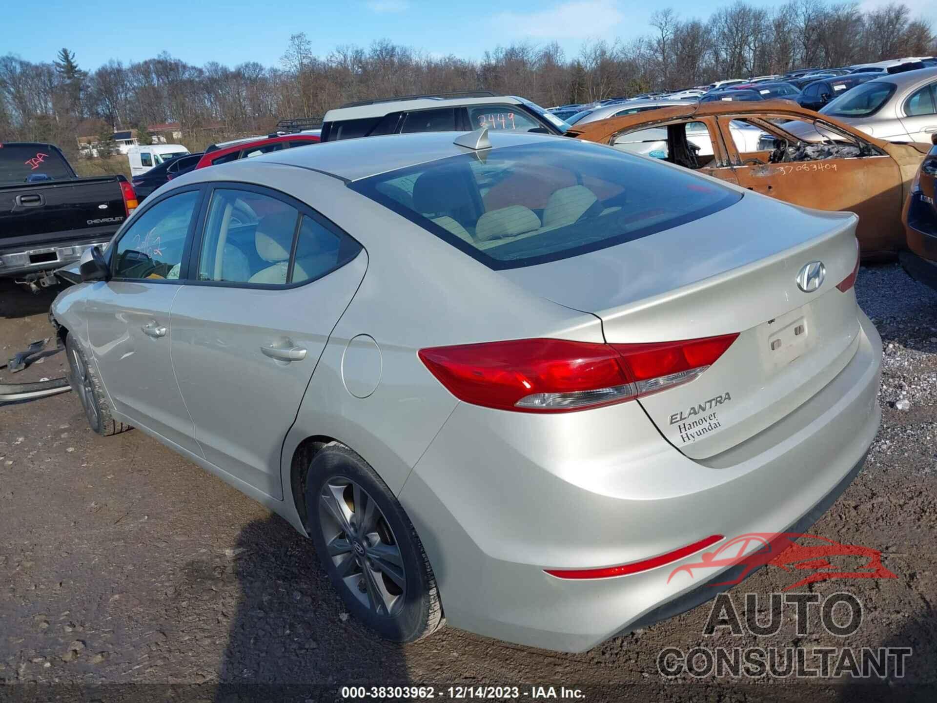 HYUNDAI ELANTRA 2018 - 5NPD84LF2JH368931