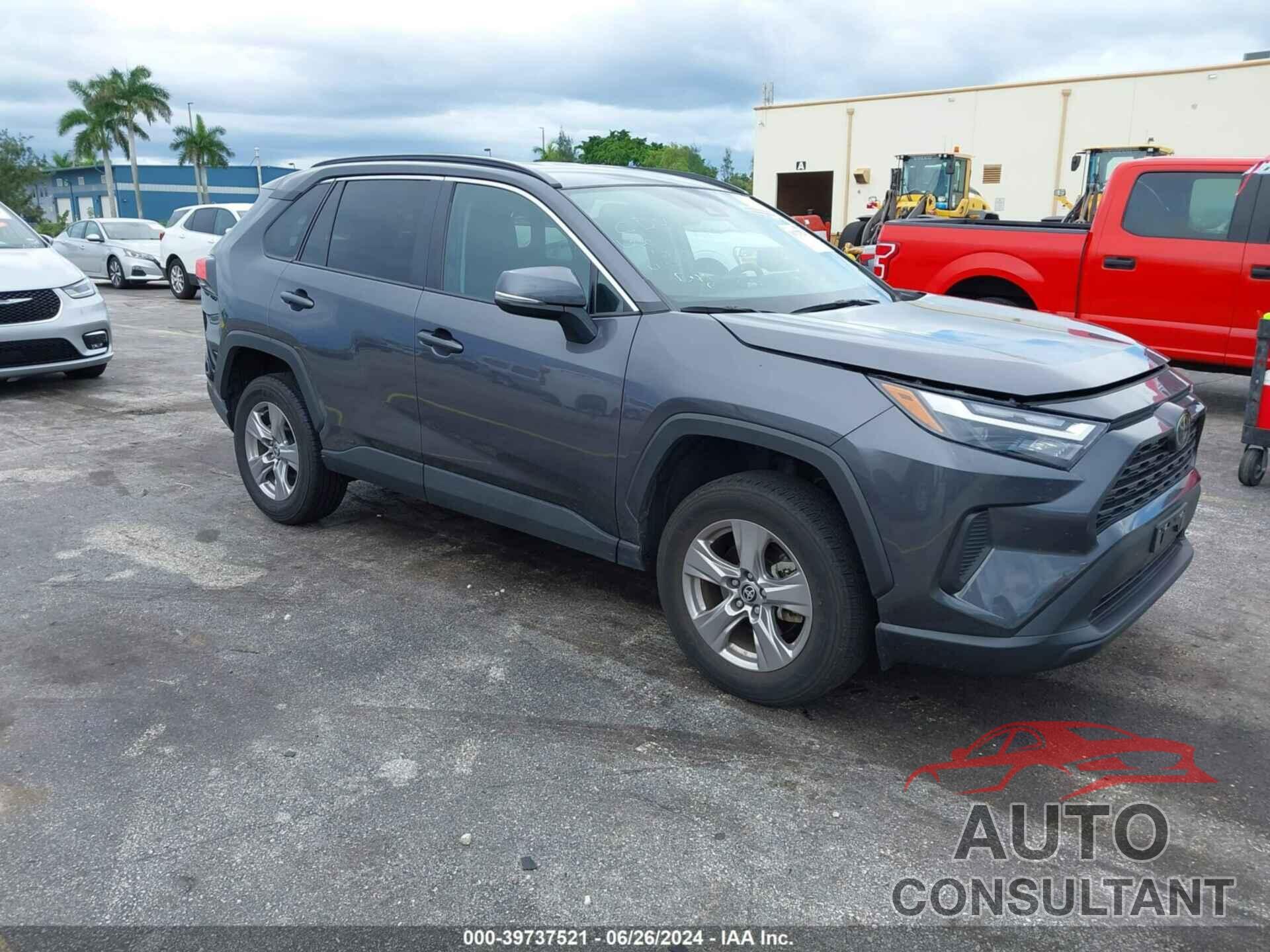 TOYOTA RAV4 2023 - 2T3W1RFV5PW268305