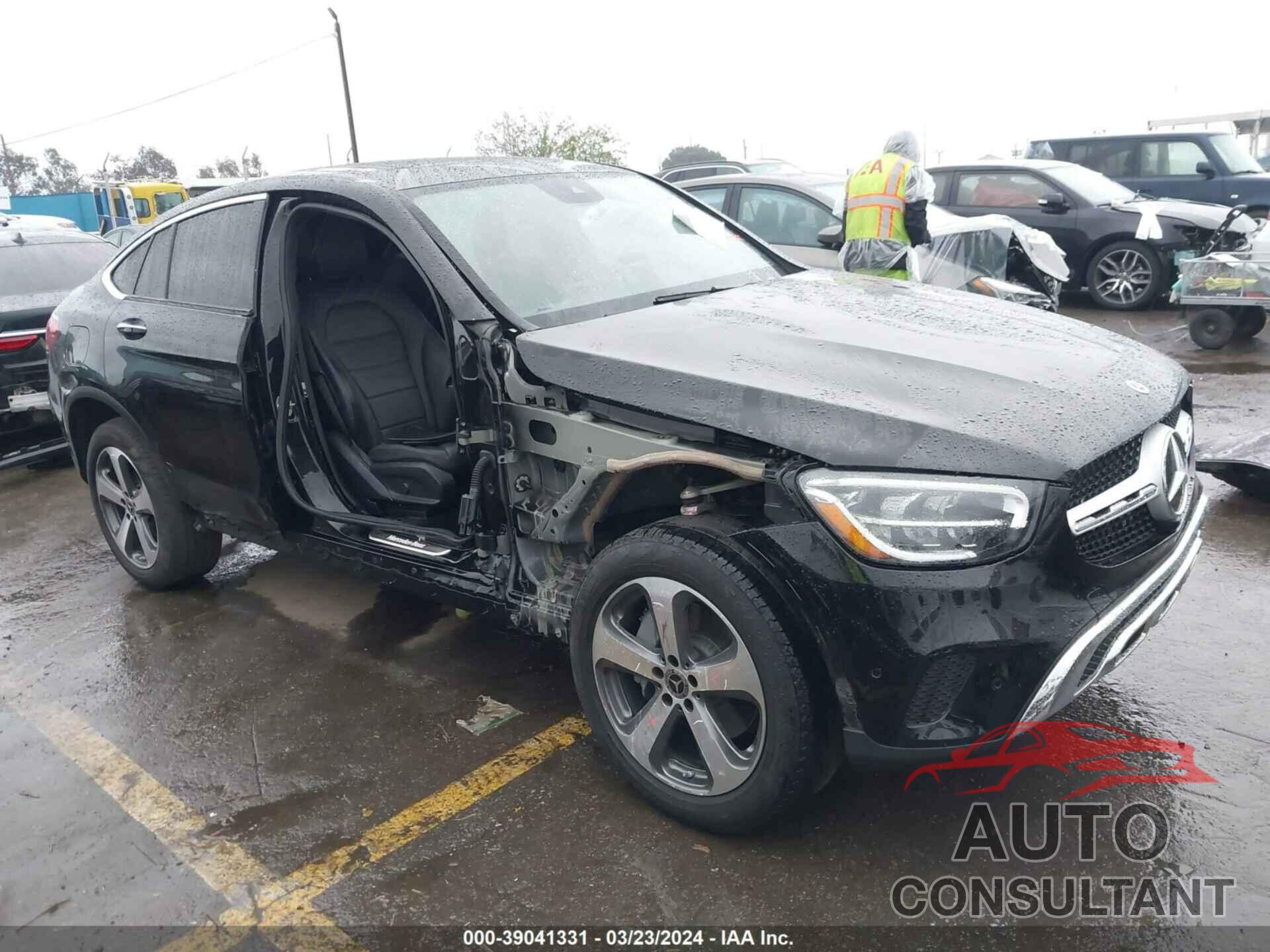 MERCEDES-BENZ GLC 300 2023 - W1N0J8EB6PG158388