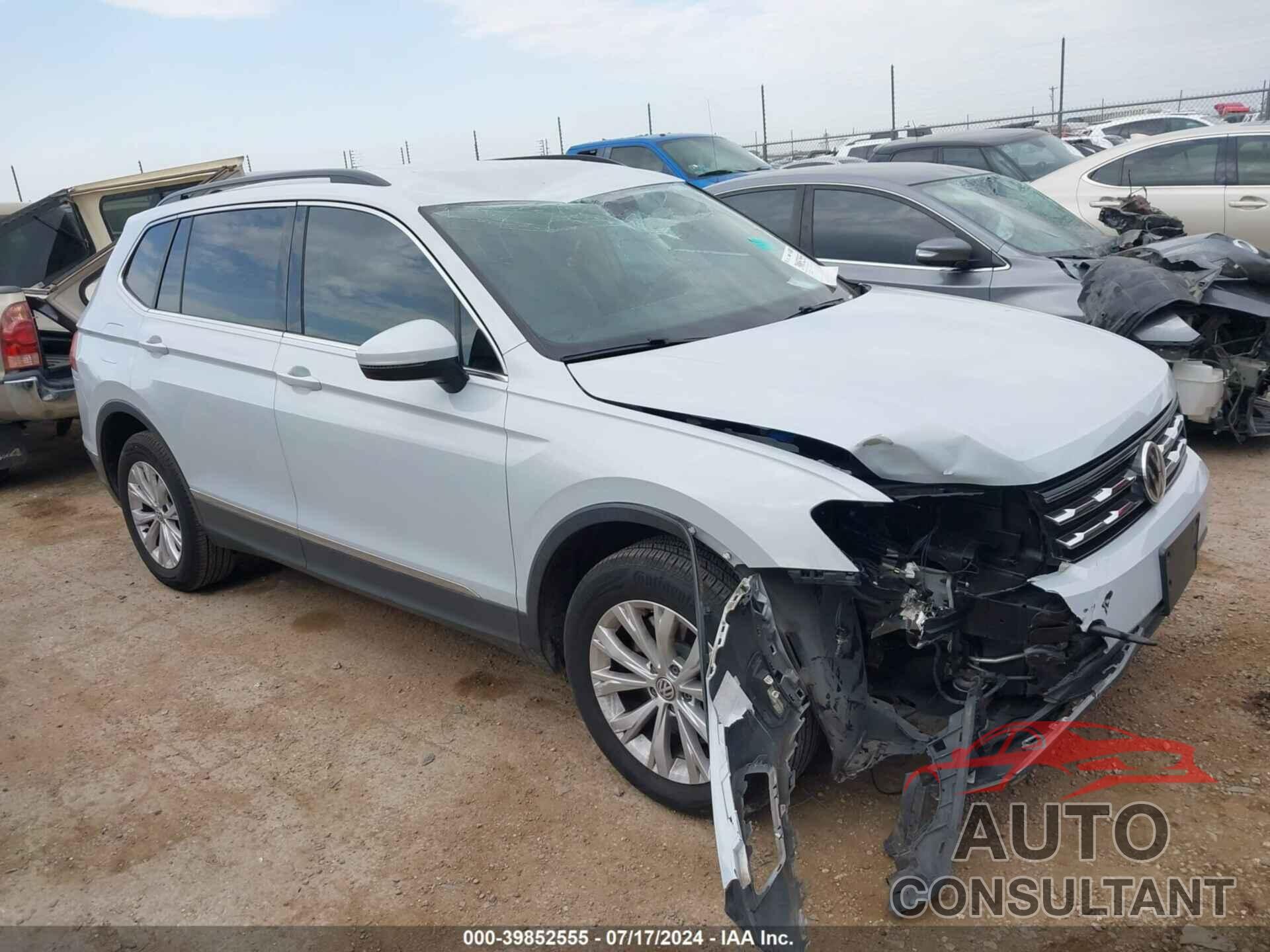 VOLKSWAGEN TIGUAN 2018 - 3VV3B7AXXJM180115