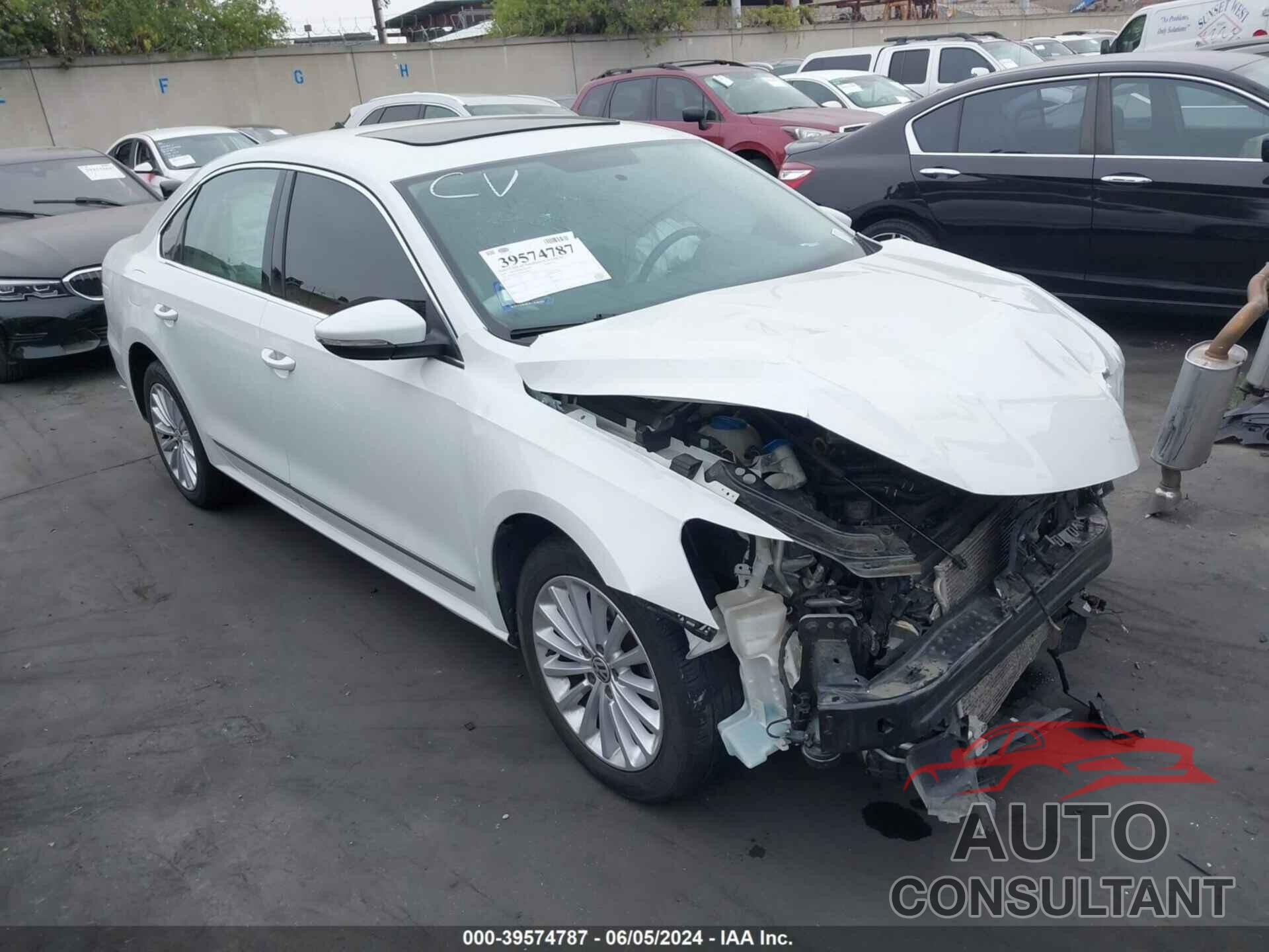 VOLKSWAGEN PASSAT 2016 - 1VWBT7A30GC041820
