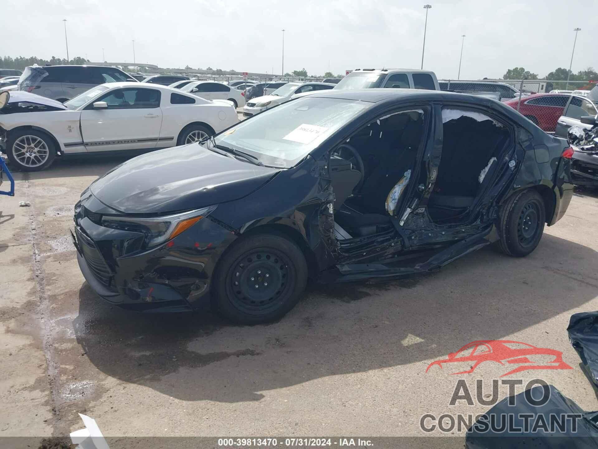TOYOTA COROLLA 2024 - JTDBCMFE5R3033890