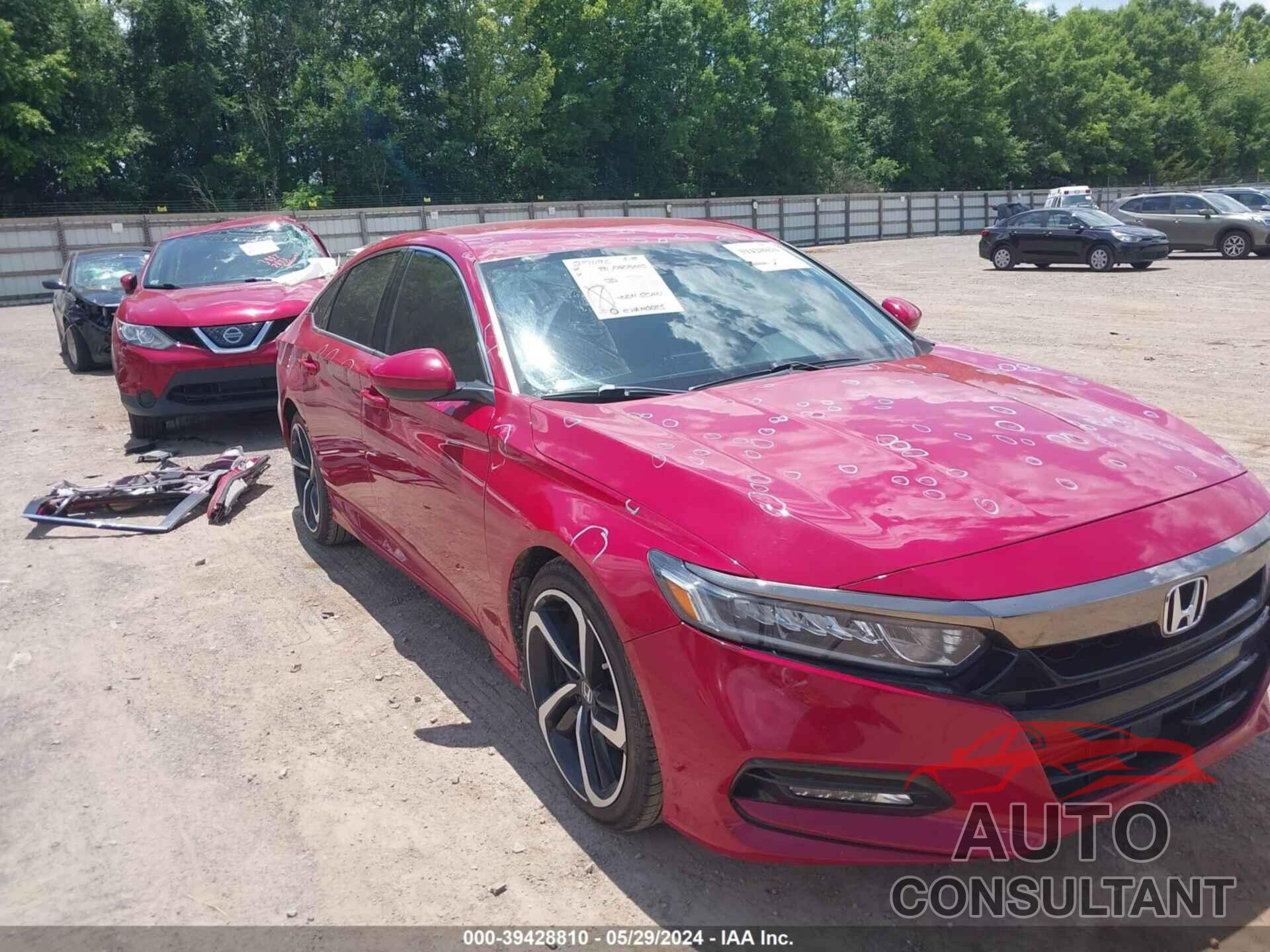 HONDA ACCORD 2018 - 1HGCV1F34JA182353