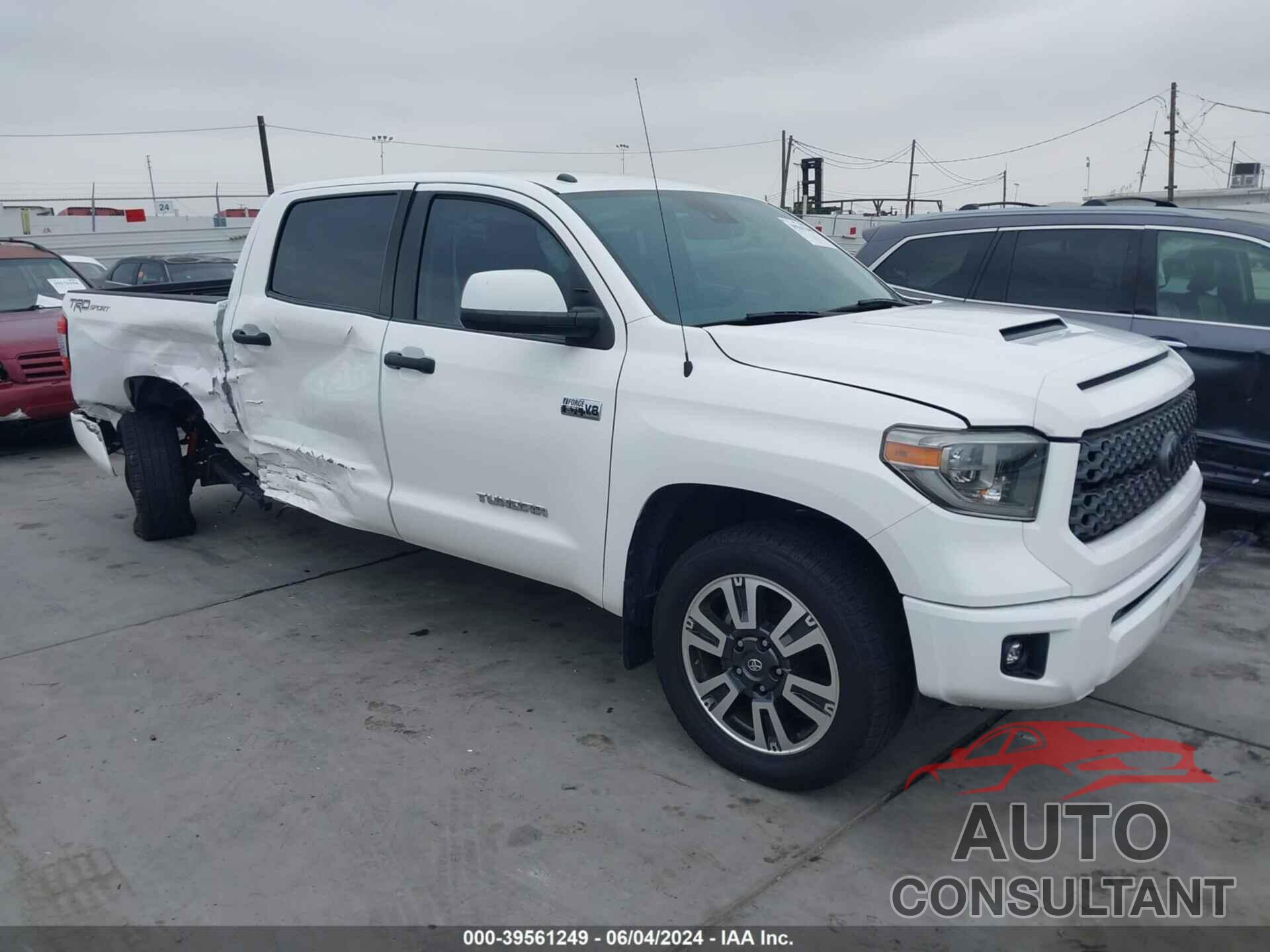 TOYOTA TUNDRA 2018 - 5TFEY5F12JX243135