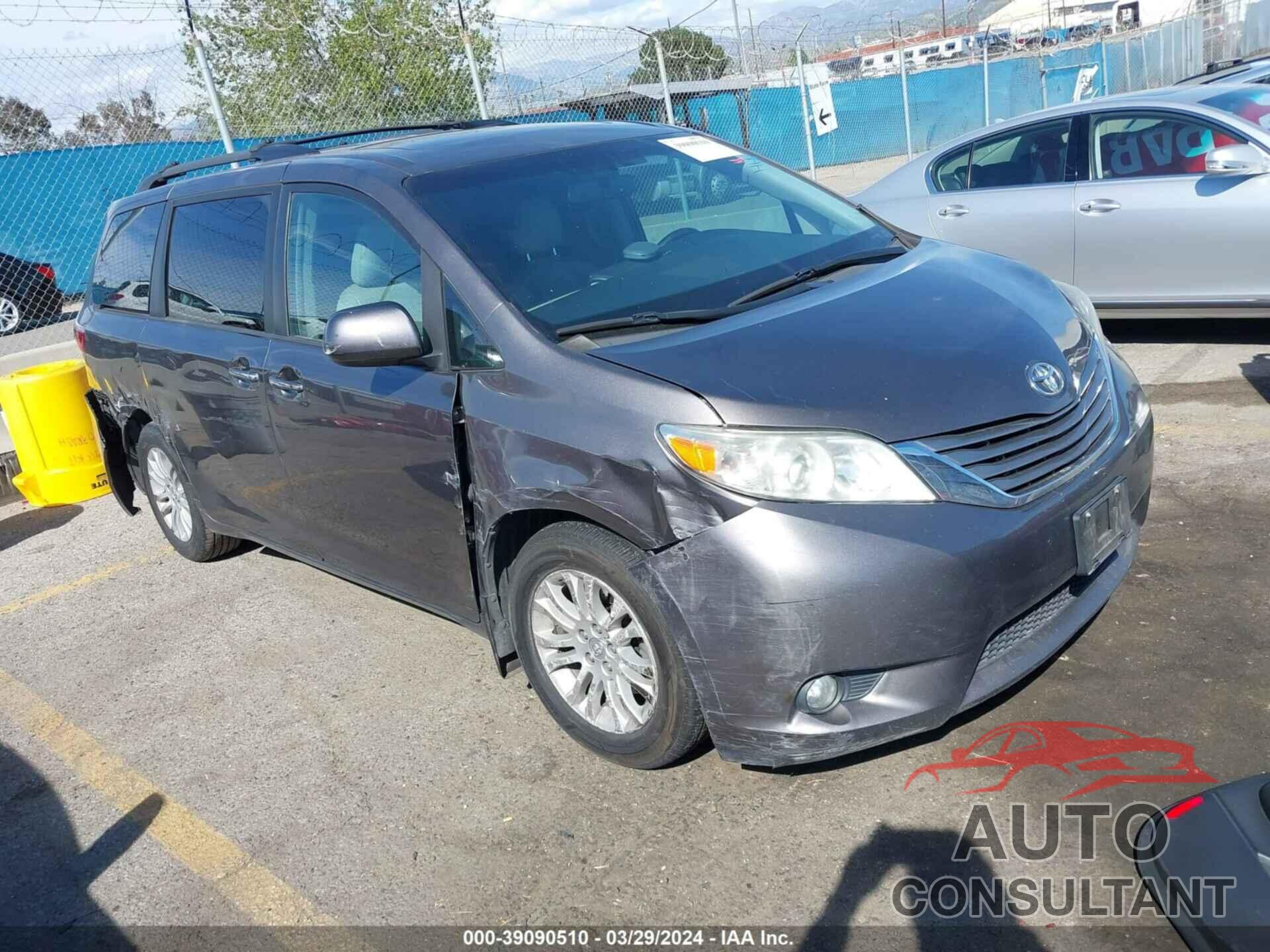 TOYOTA SIENNA 2017 - 5TDYZ3DC5HS865344