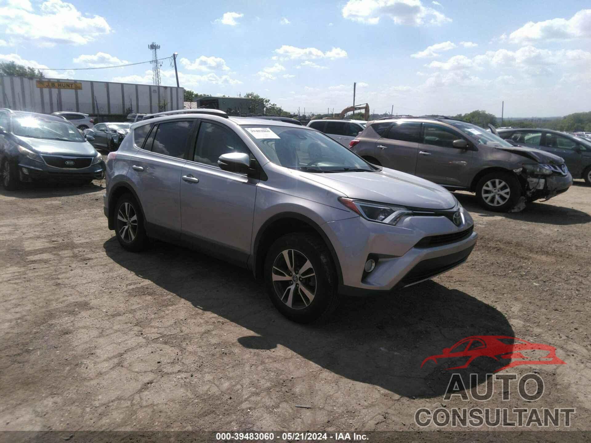 TOYOTA RAV4 2018 - JTMRFREV7JD248593
