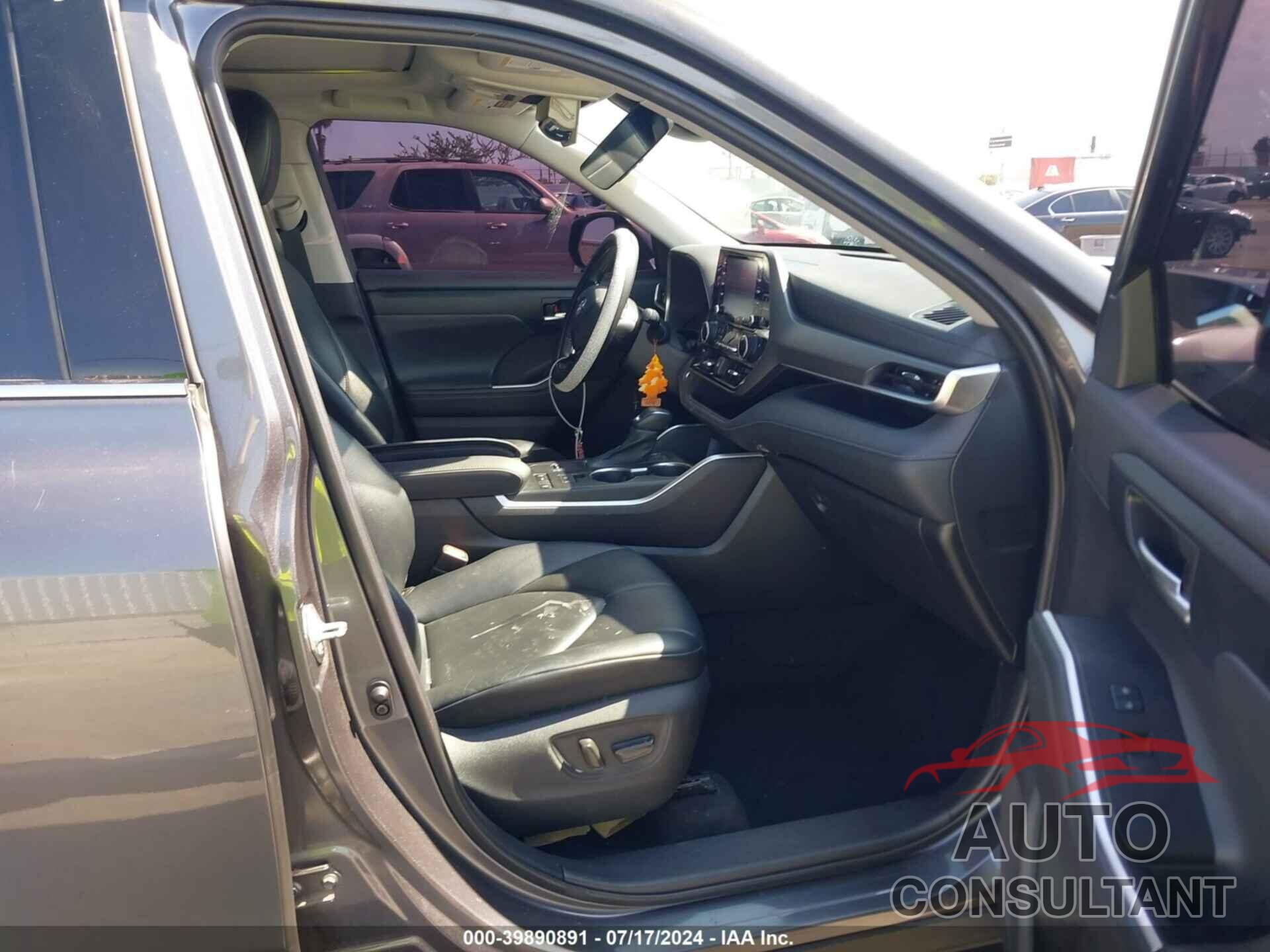 TOYOTA HIGHLANDER 2021 - 5TDGZRAH3MS068180