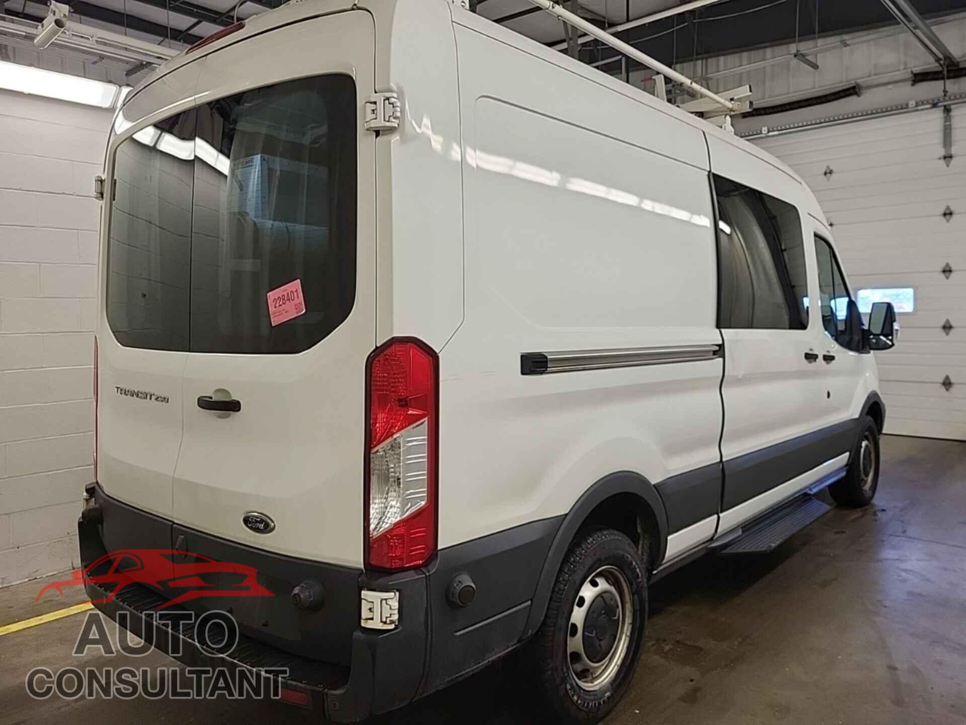FORD TRANSIT 2017 - 1FTYR2CM1HKA98779