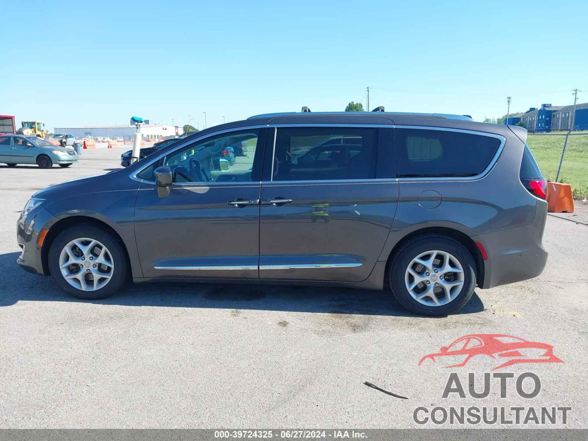 CHRYSLER PACIFICA 2017 - 2C4RC1EG9HR722370