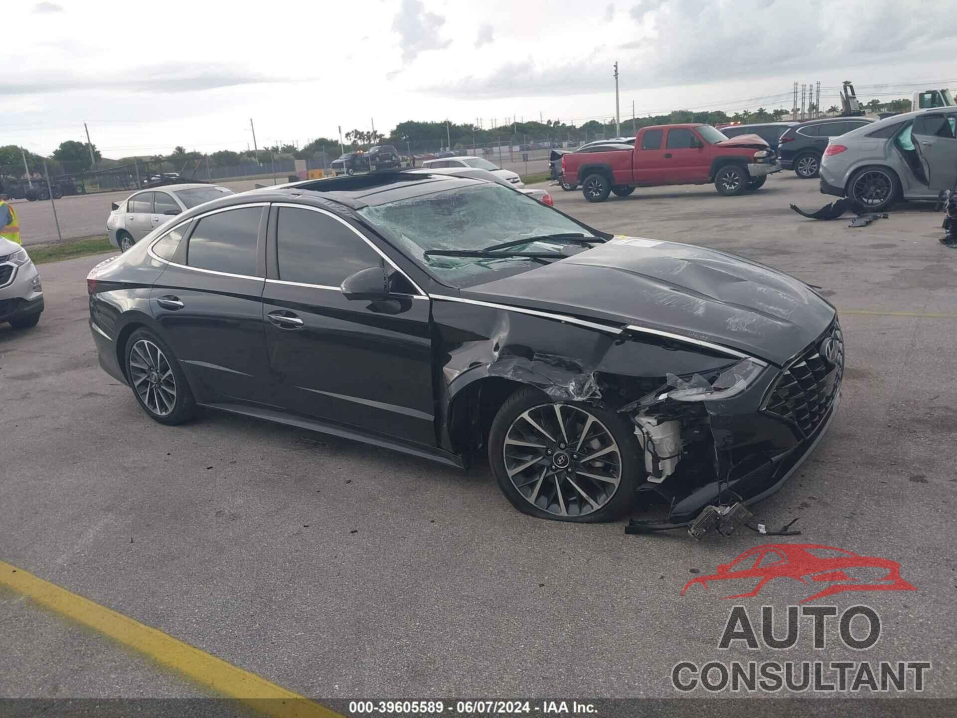 HYUNDAI SONATA 2022 - KMHL34J20NA195865