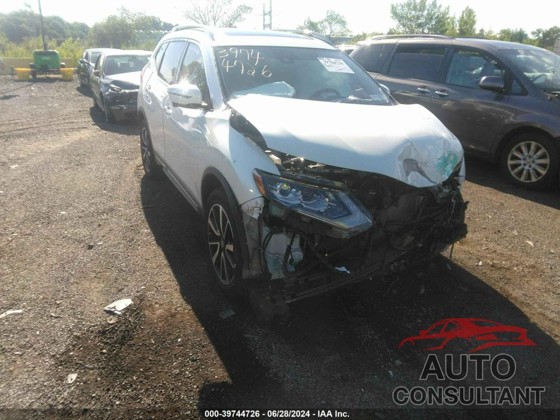 NISSAN ROGUE 2019 - 5N1AT2MV1KC815575