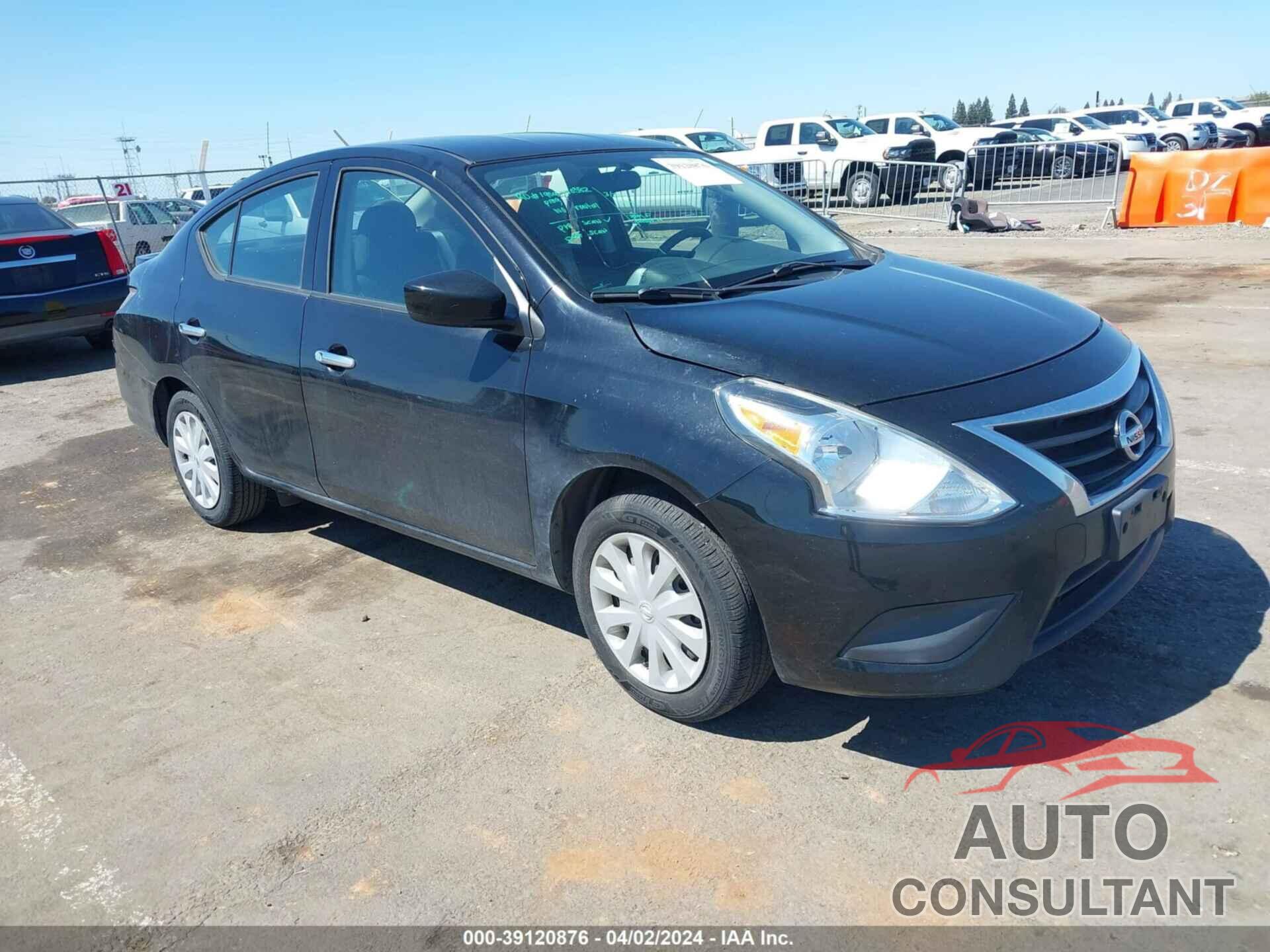 NISSAN VERSA 2018 - 3N1CN7AP0JL804342