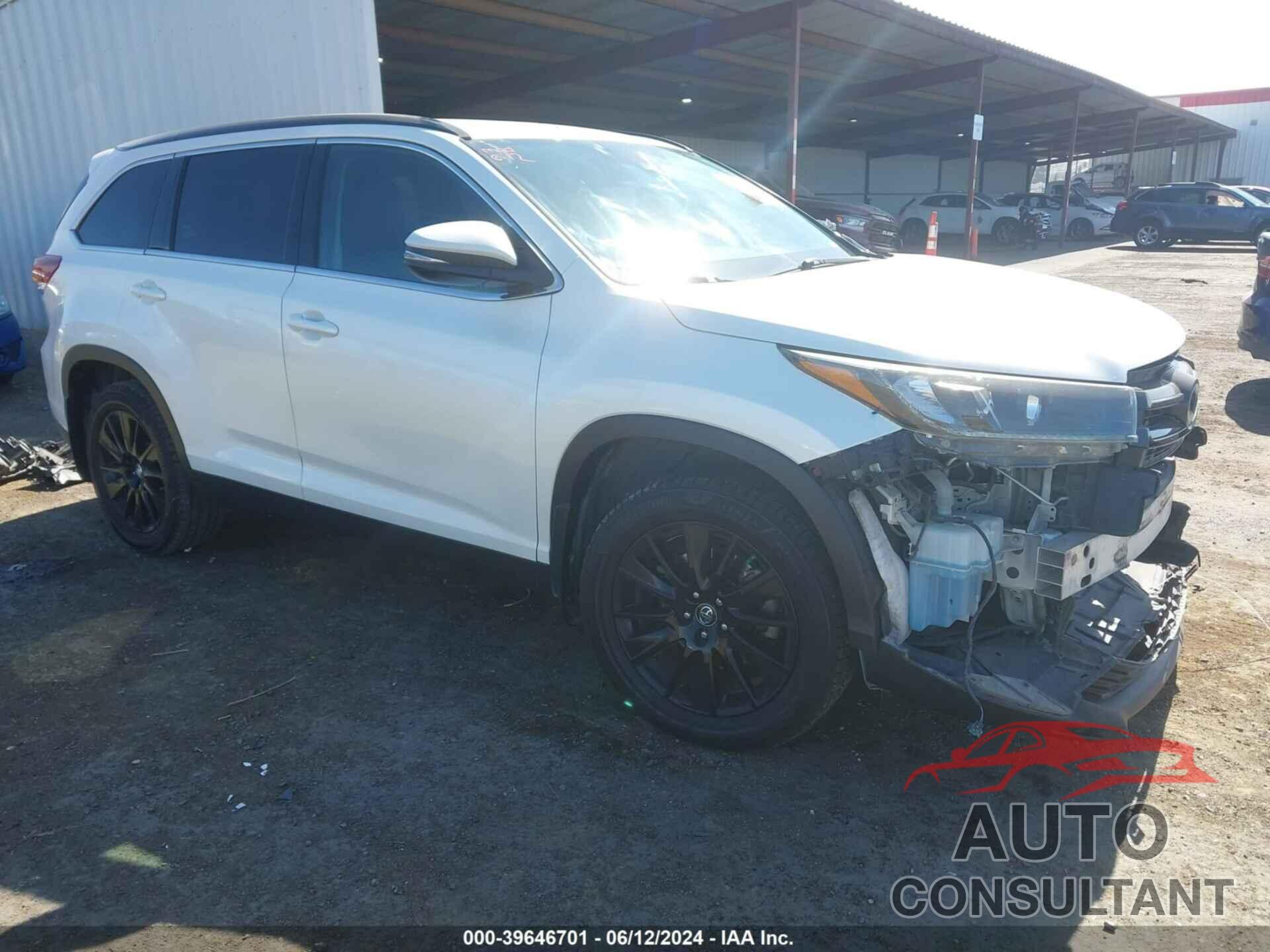 TOYOTA HIGHLANDER 2019 - 5TDJZRFH2KS608677