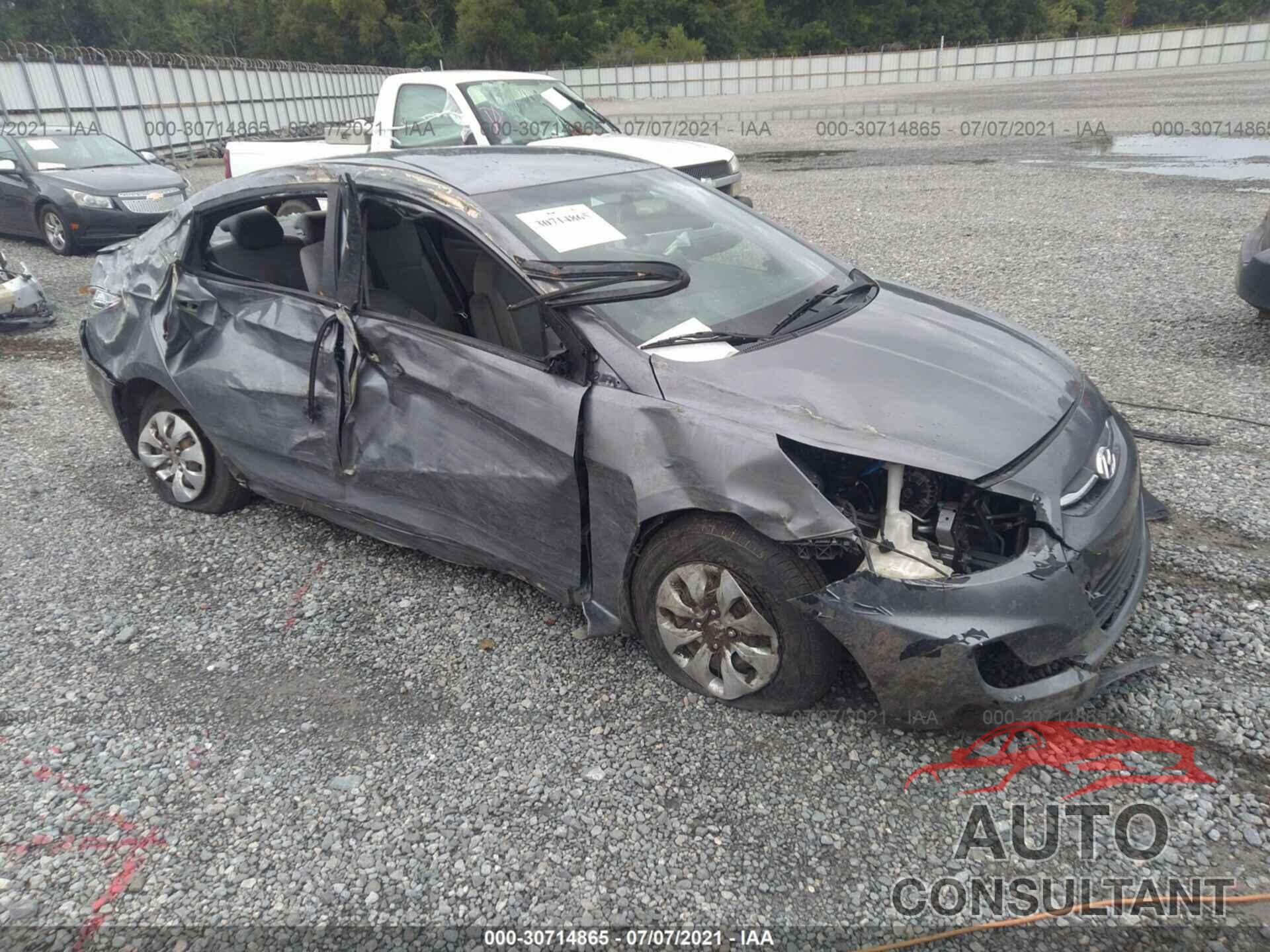 HYUNDAI ACCENT 2016 - KMHCT4AE3GU136742