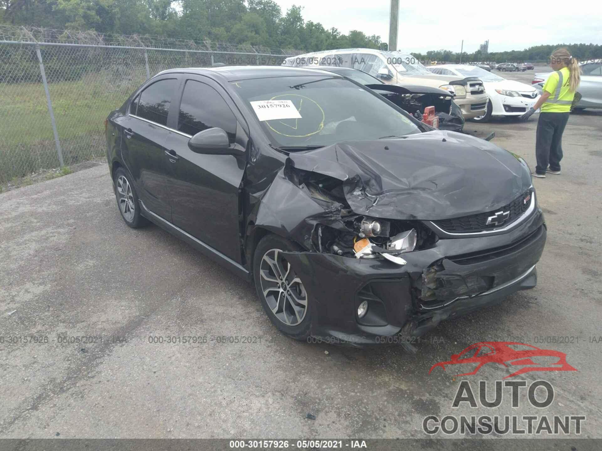 CHEVROLET SONIC 2019 - 1G1JD5SB6K4125982