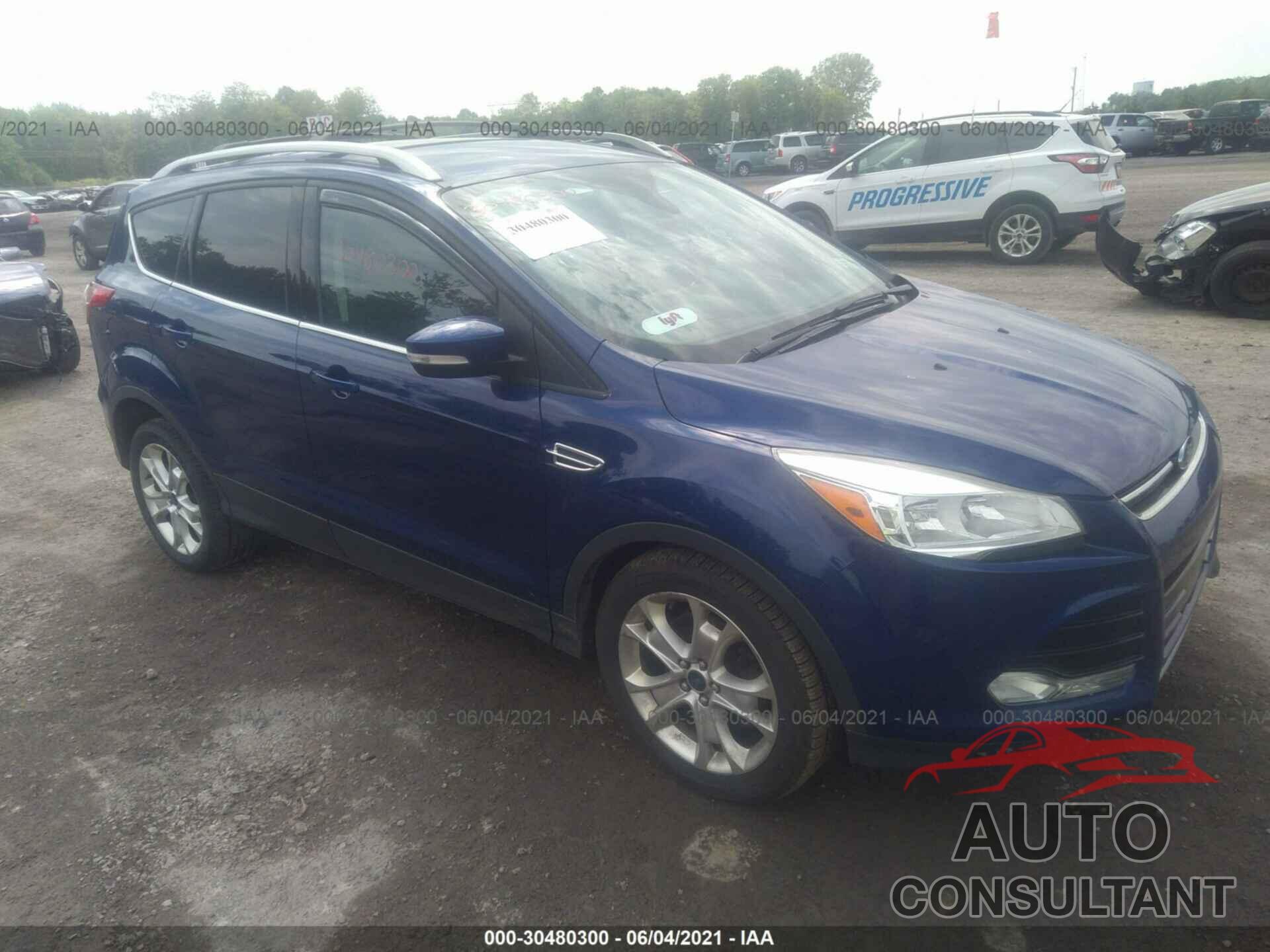 FORD ESCAPE 2016 - 1FMCU9J90GUC04377