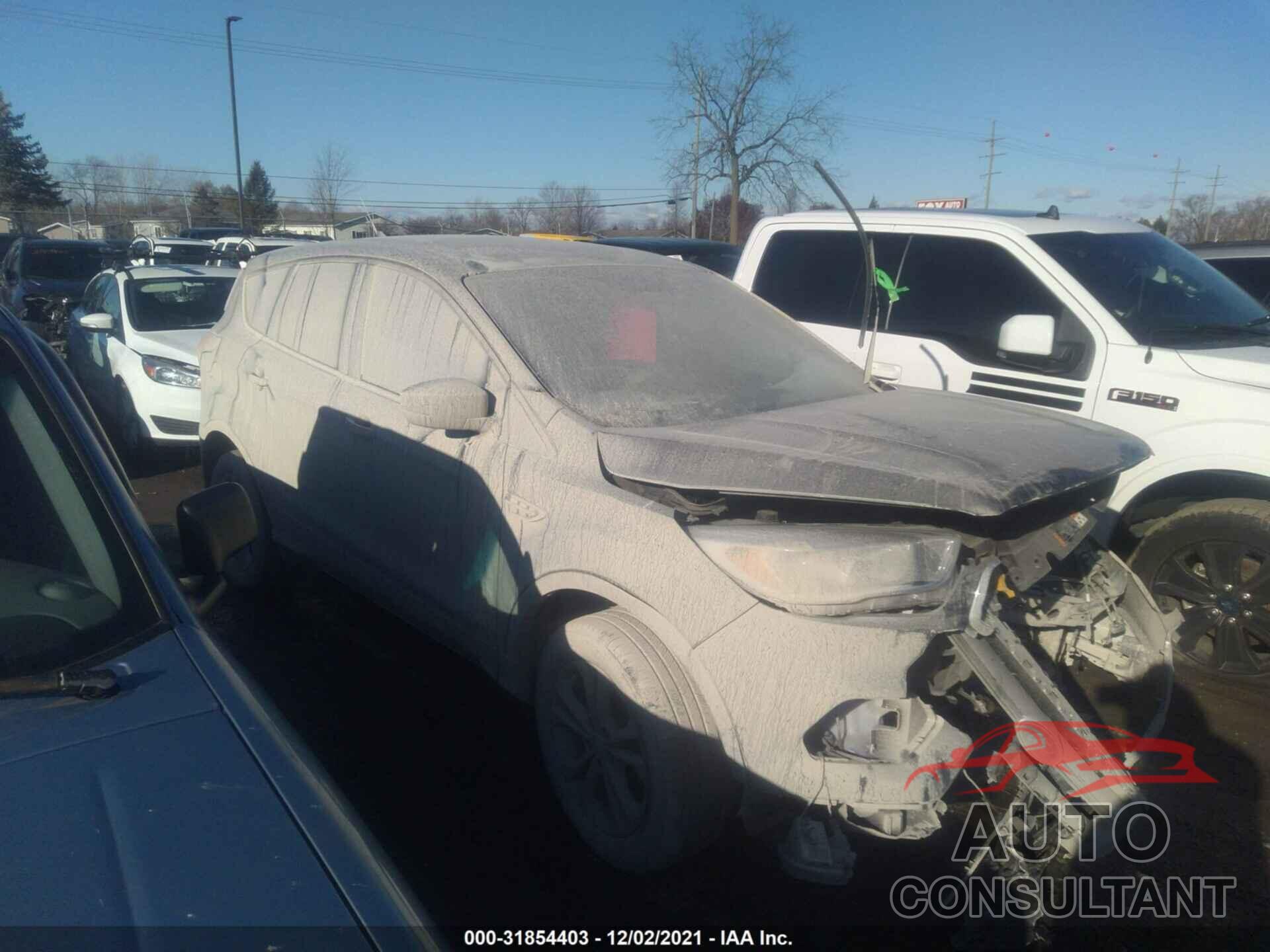FORD ESCAPE 2019 - 1FMCU9GD4KUC01731