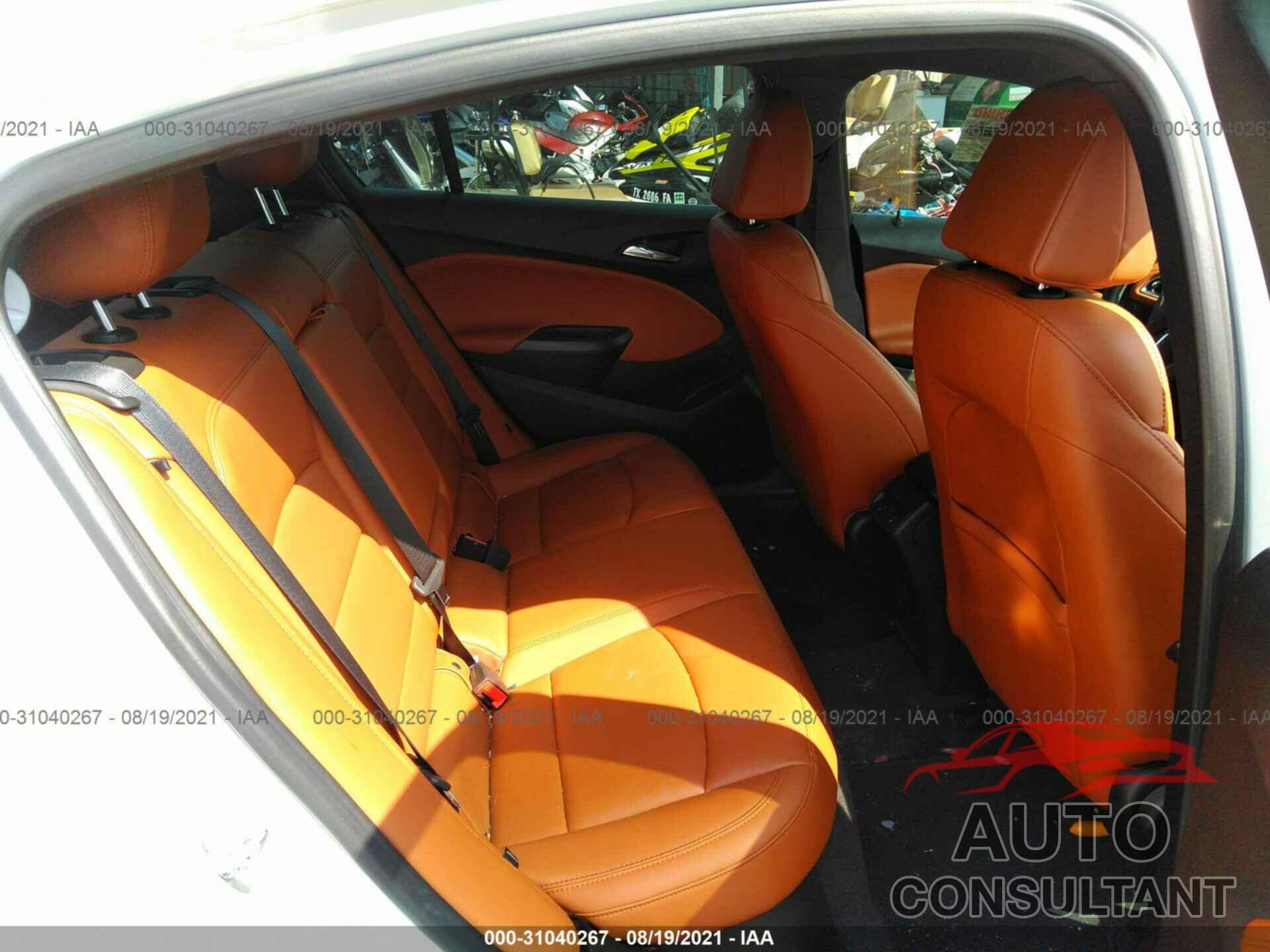 CHEVROLET CRUZE 2018 - 1G1BF5SM0J7106714