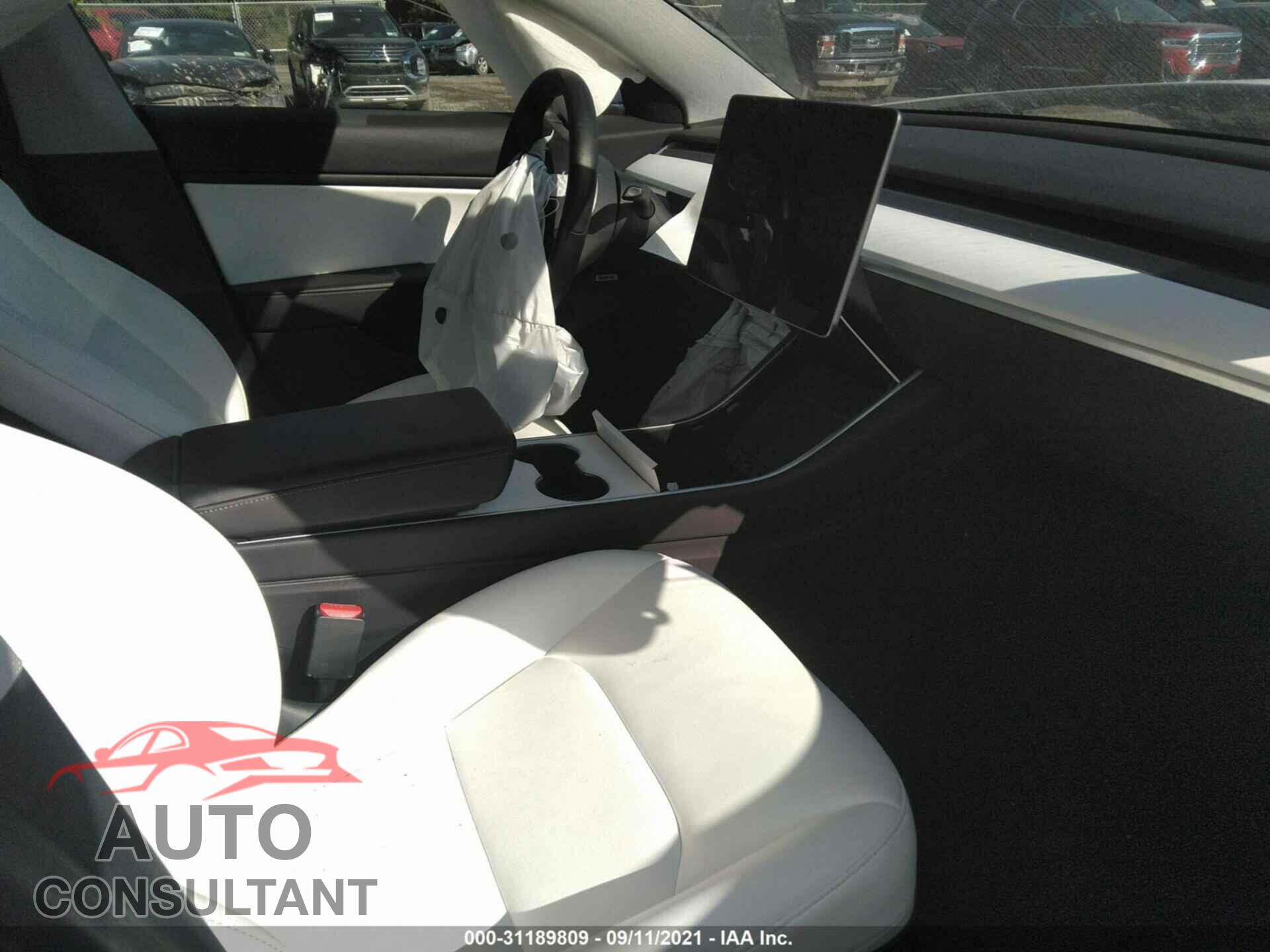TESLA MODEL 3 2019 - 5YJ3E1EB2KF407045