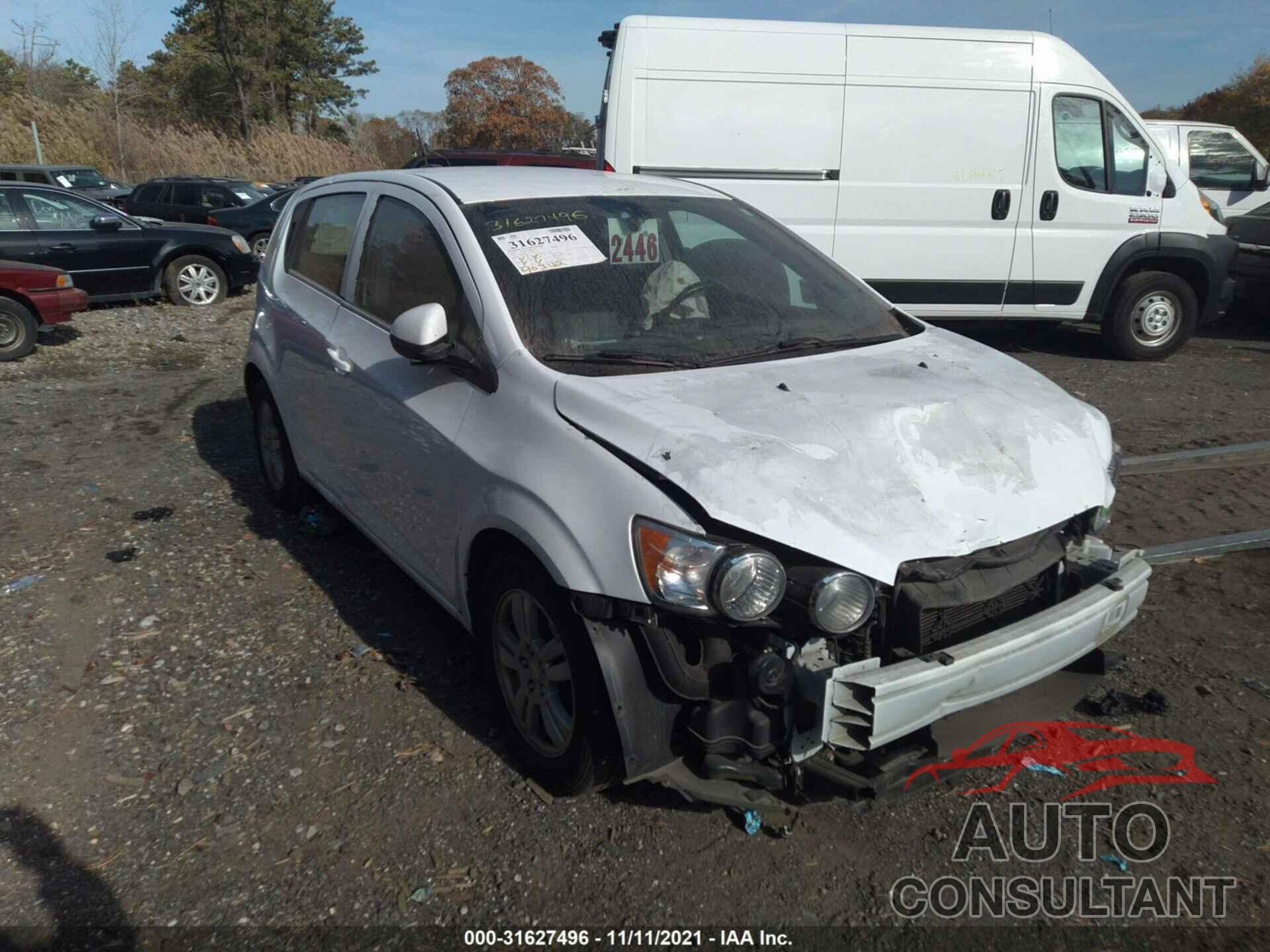 CHEVROLET SONIC 2016 - 1G1JC6SG7G4132502