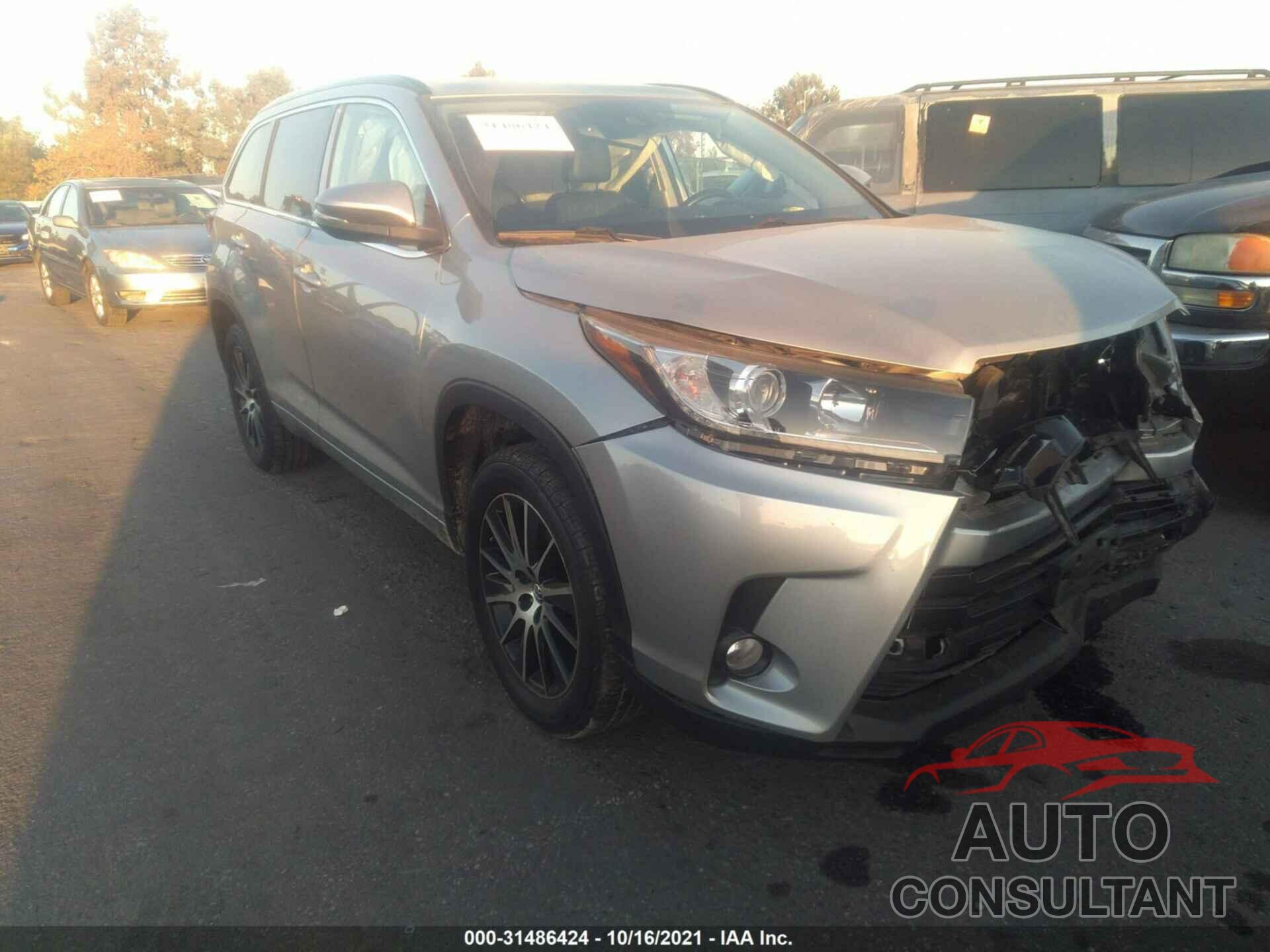 TOYOTA HIGHLANDER 2018 - 5TDKZRFH1JS528371
