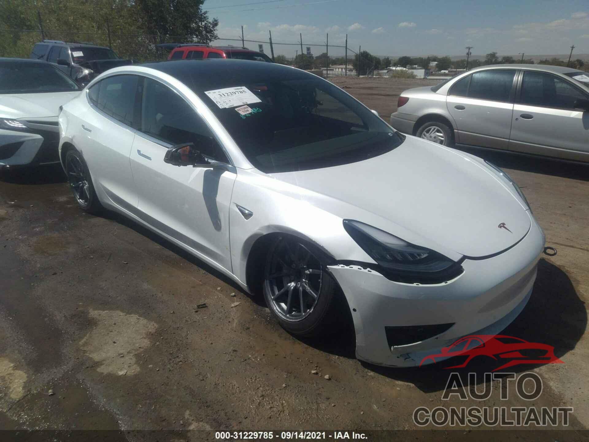 TESLA MODEL 3 2020 - 5YJ3E1EA2LF613541