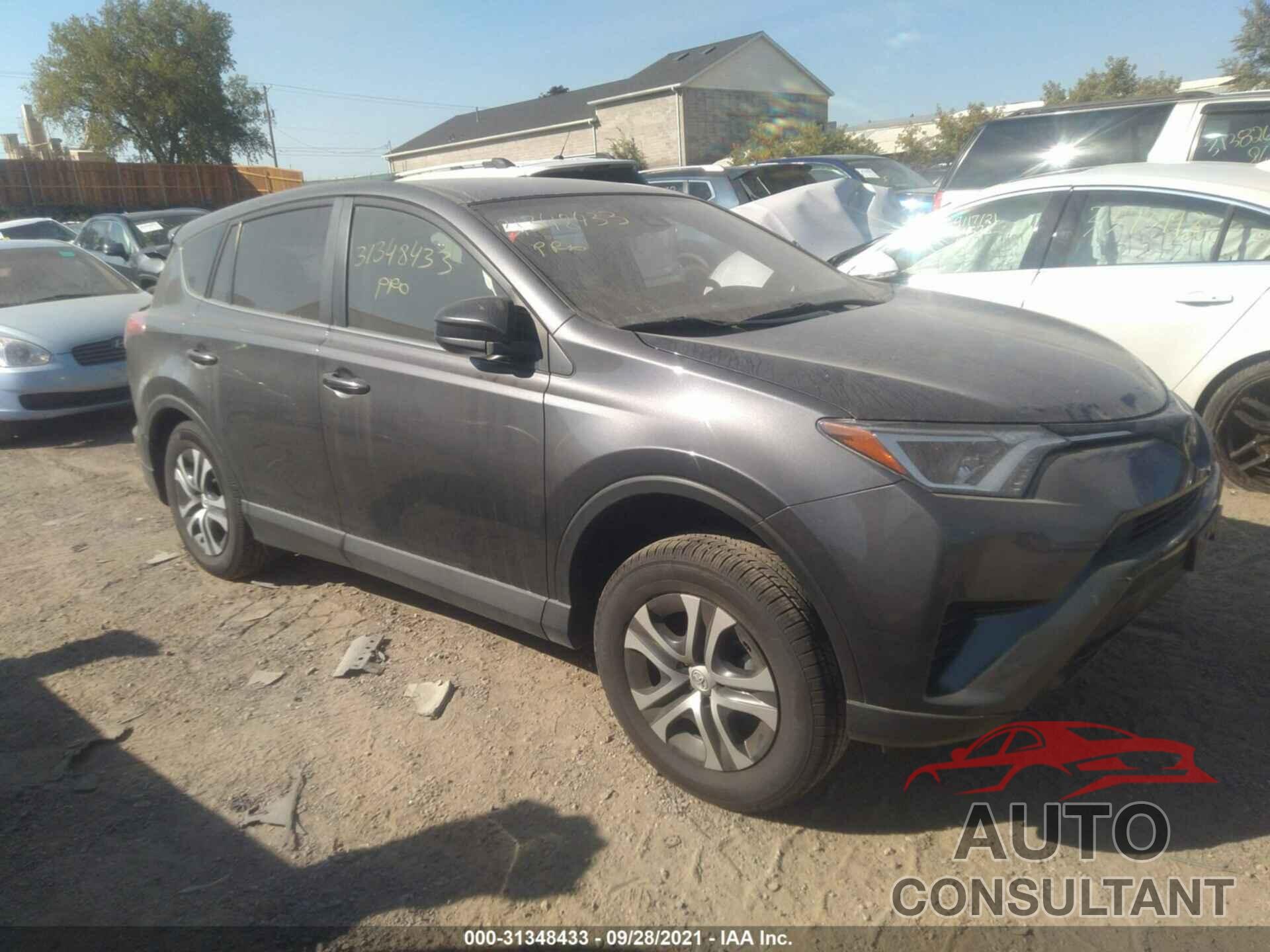 TOYOTA RAV4 2018 - JTMBFREV1JJ216452