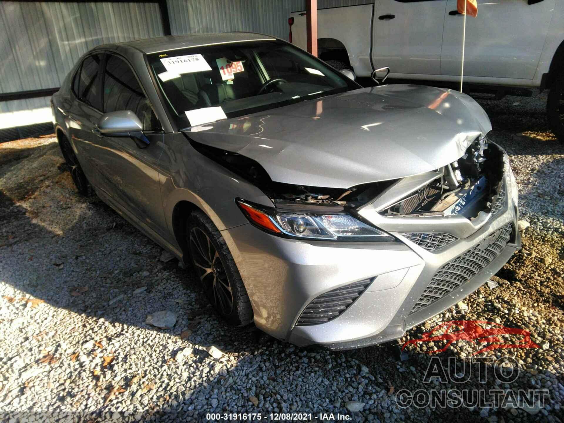 TOYOTA CAMRY 2018 - JTNB11HK9J3023080