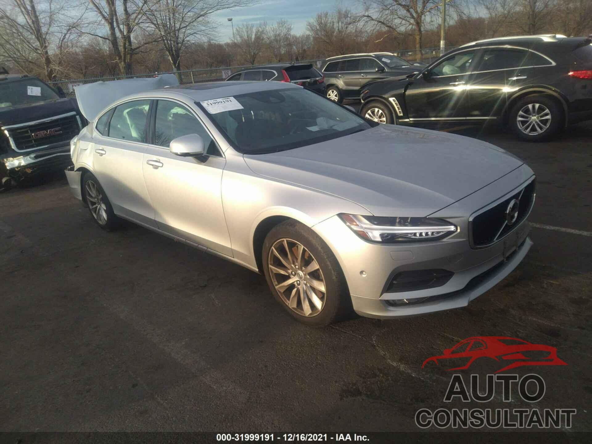 VOLVO S90 2018 - LVY992MK4JP018491