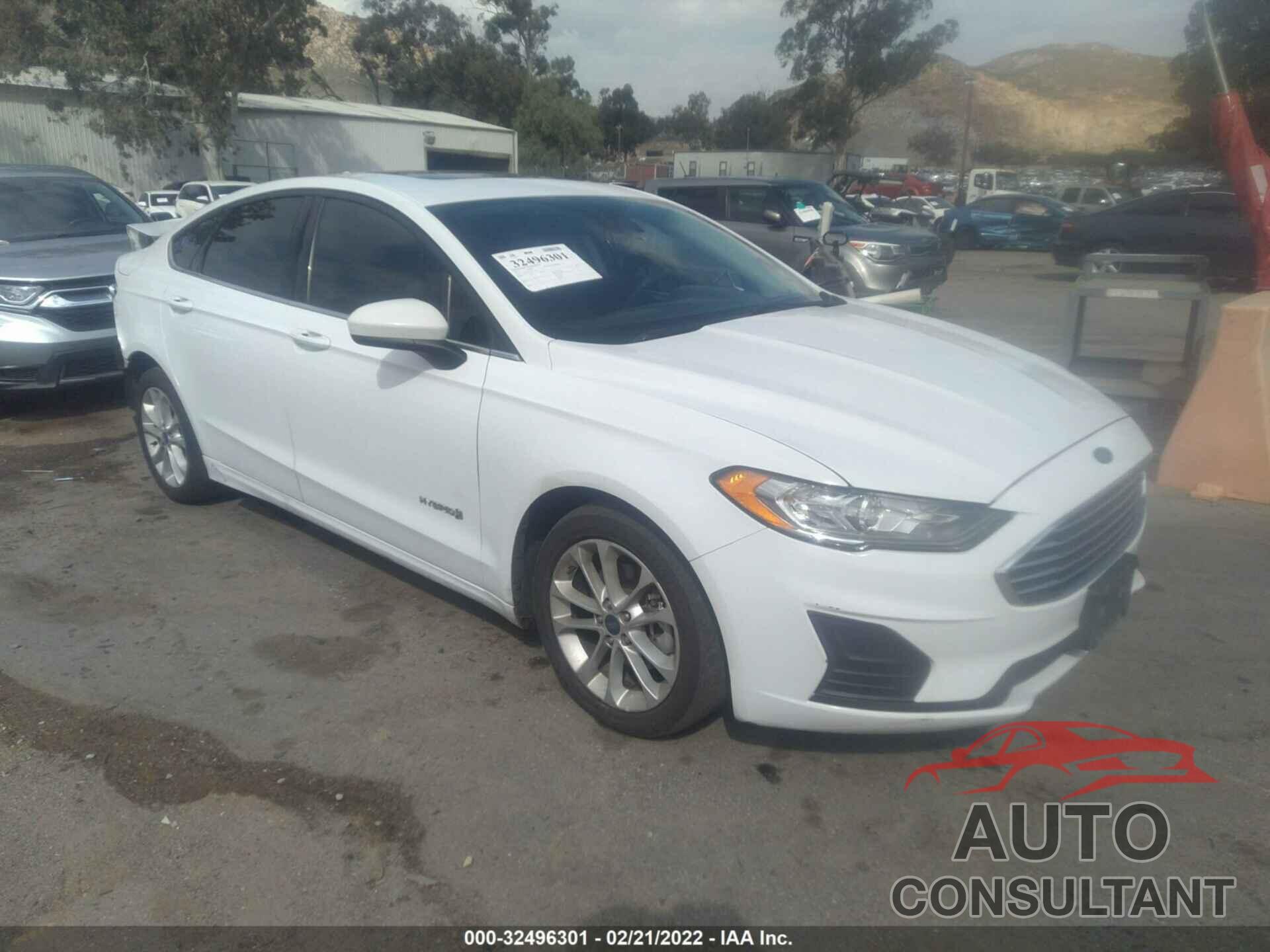 FORD FUSION HYBRID 2019 - 3FA6P0LUXKR116416