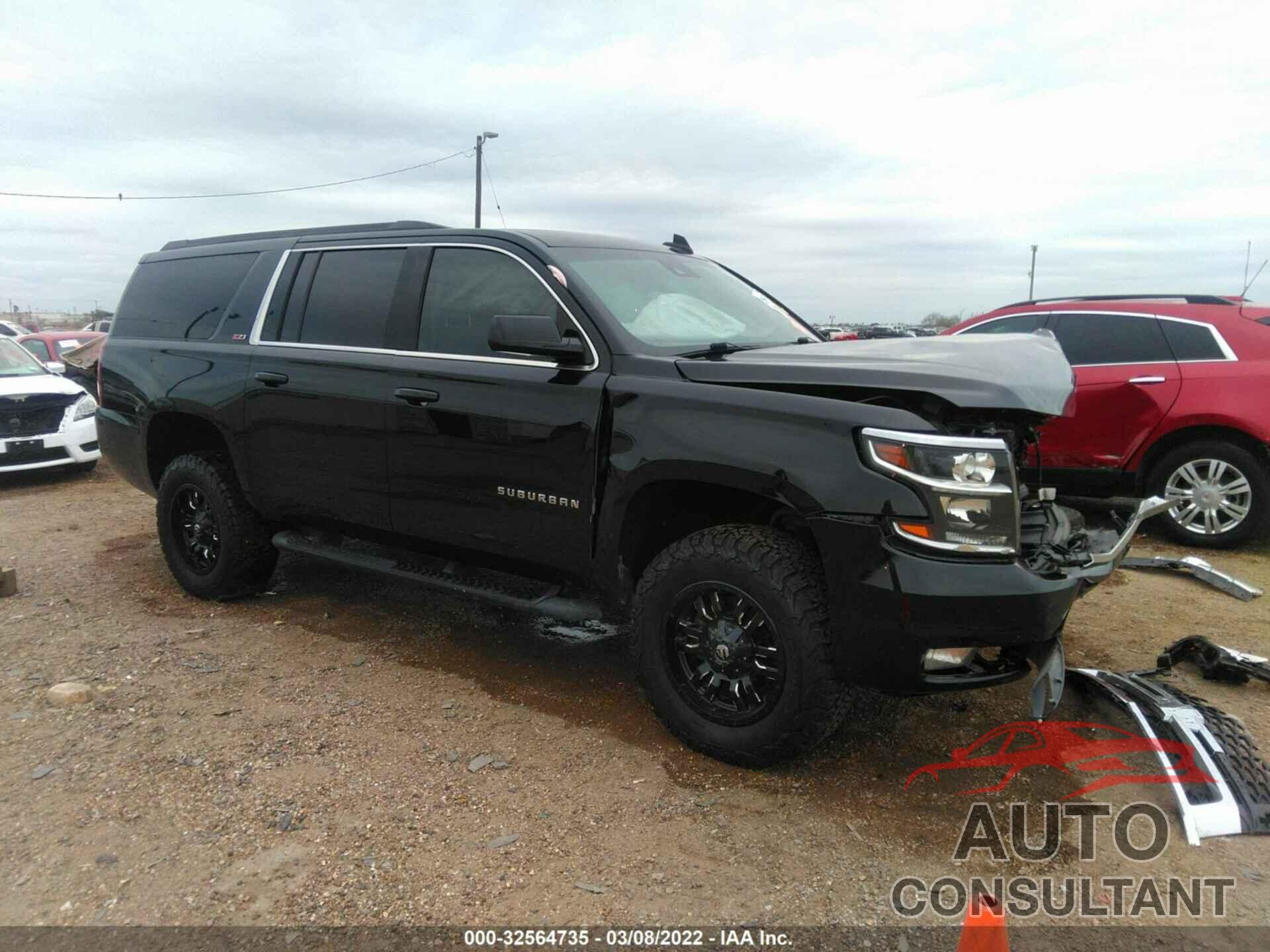 CHEVROLET SUBURBAN 2019 - 1GNSKHKC6KR253760