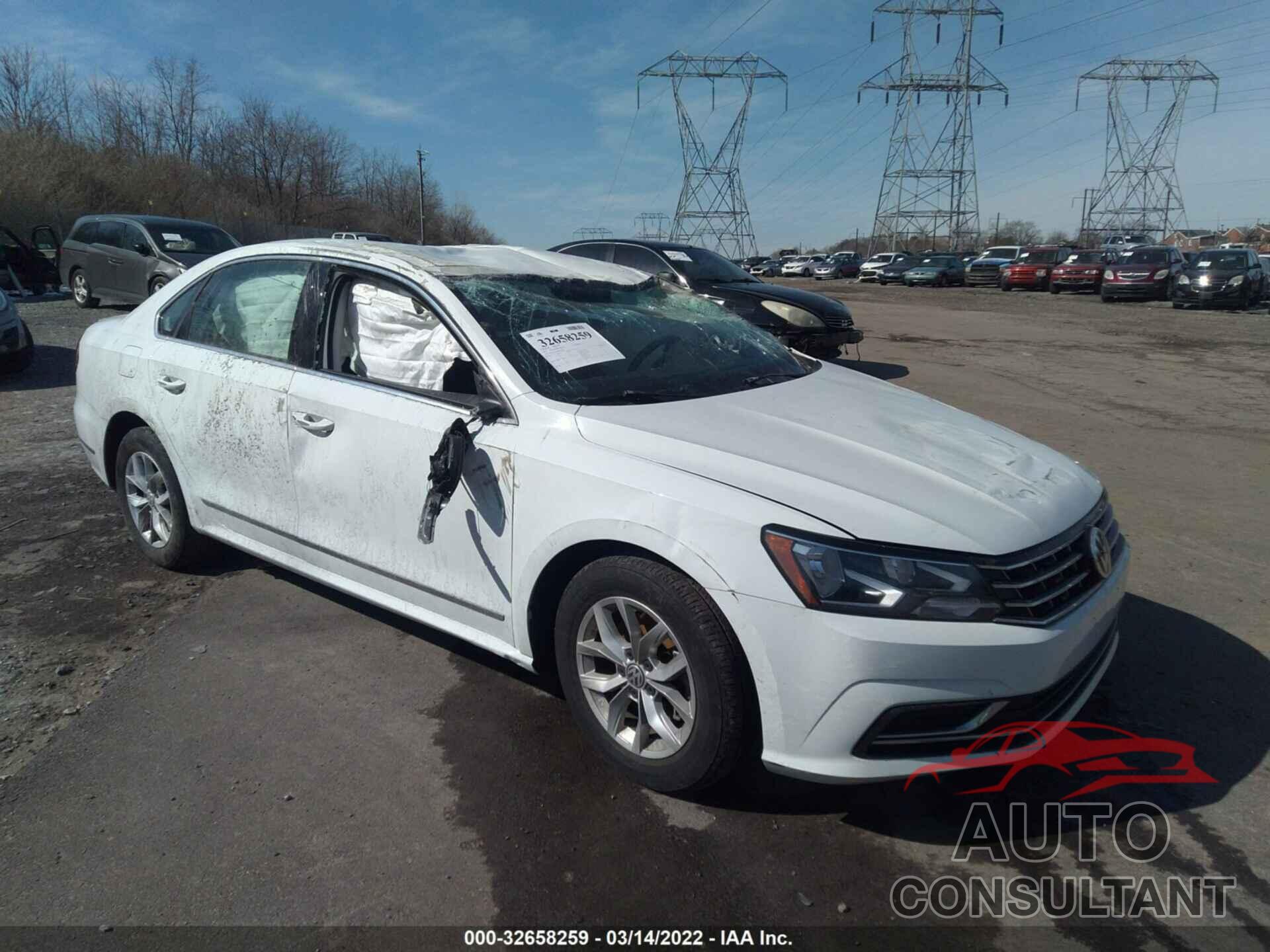 VOLKSWAGEN PASSAT 2017 - 1VWAT7A36HC059669