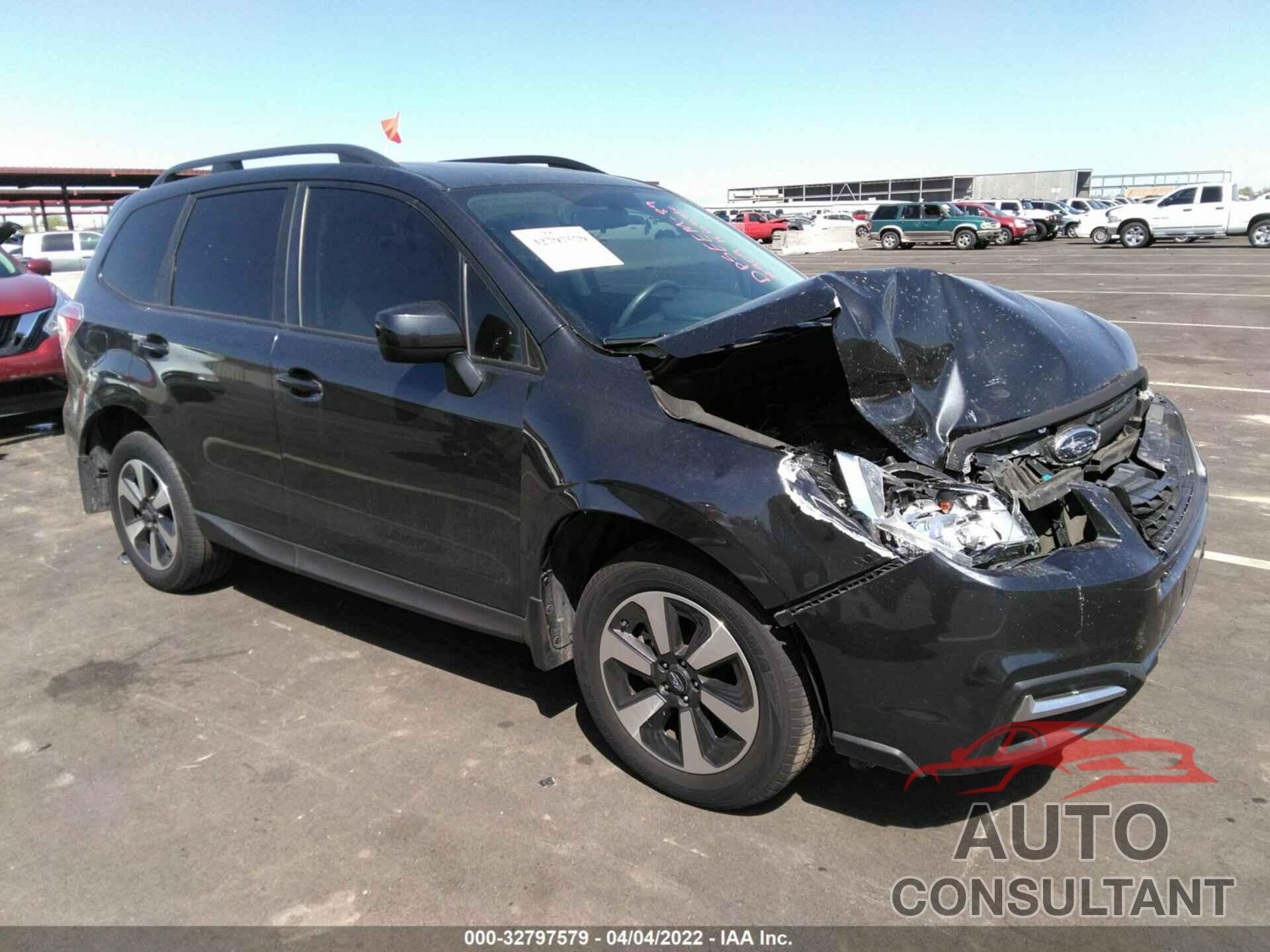 SUBARU FORESTER 2018 - JF2SJAEC3JH603527
