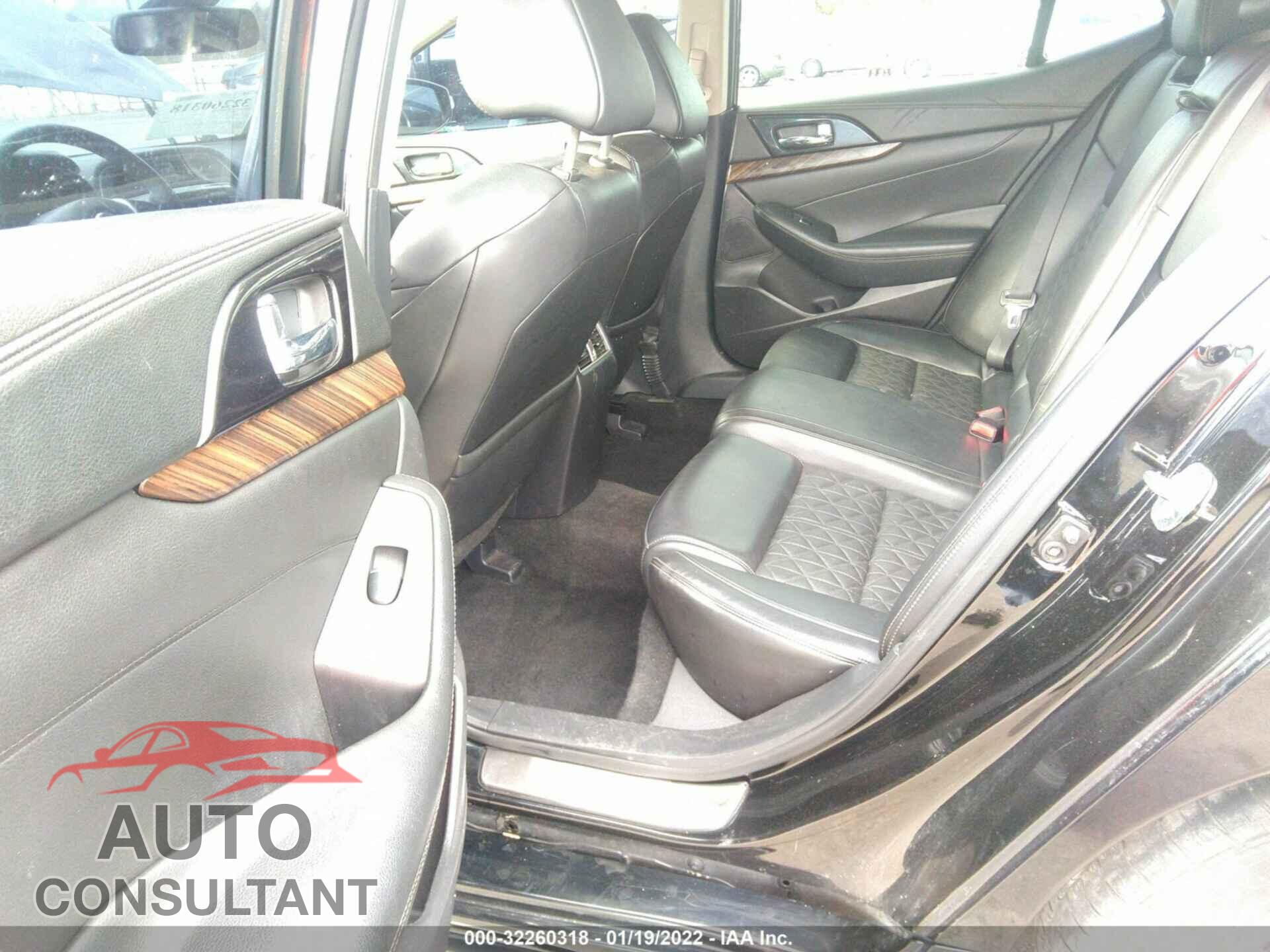 NISSAN MAXIMA 2017 - 1N4AA6AP1HC427672