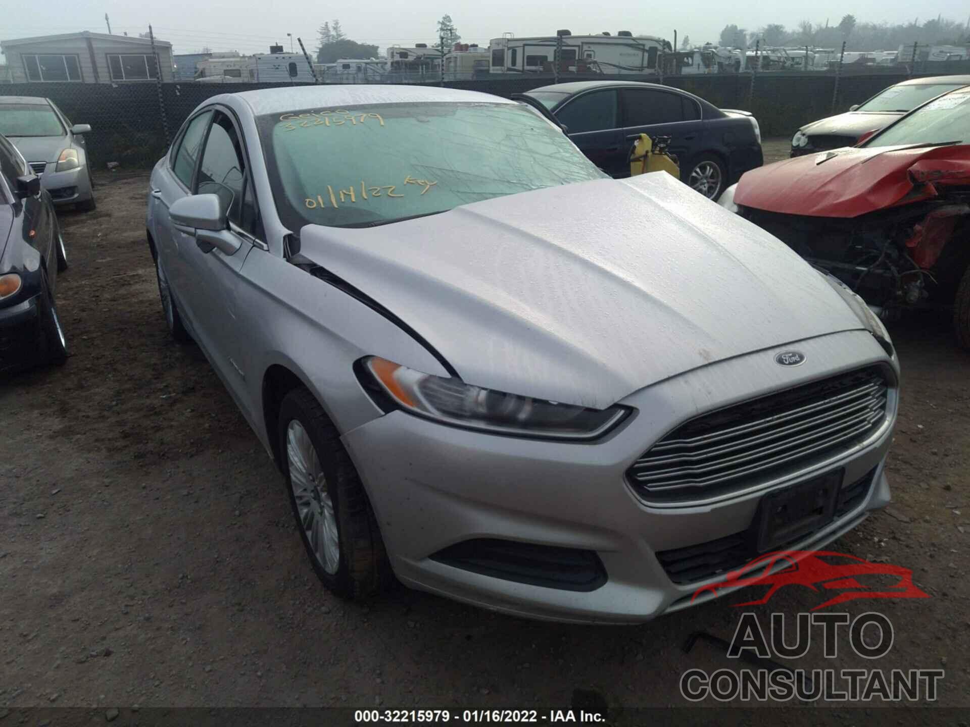 FORD FUSION 2016 - 3FA6P0LU9GR360212
