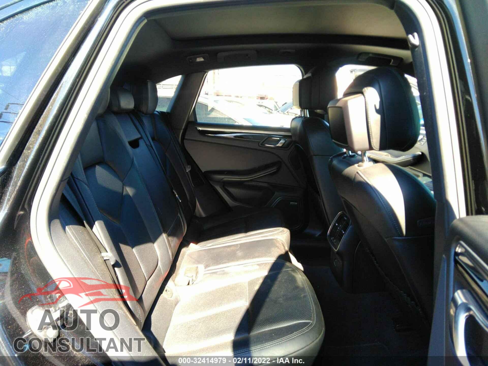 PORSCHE MACAN 2017 - WP1AA2A52HLB80047