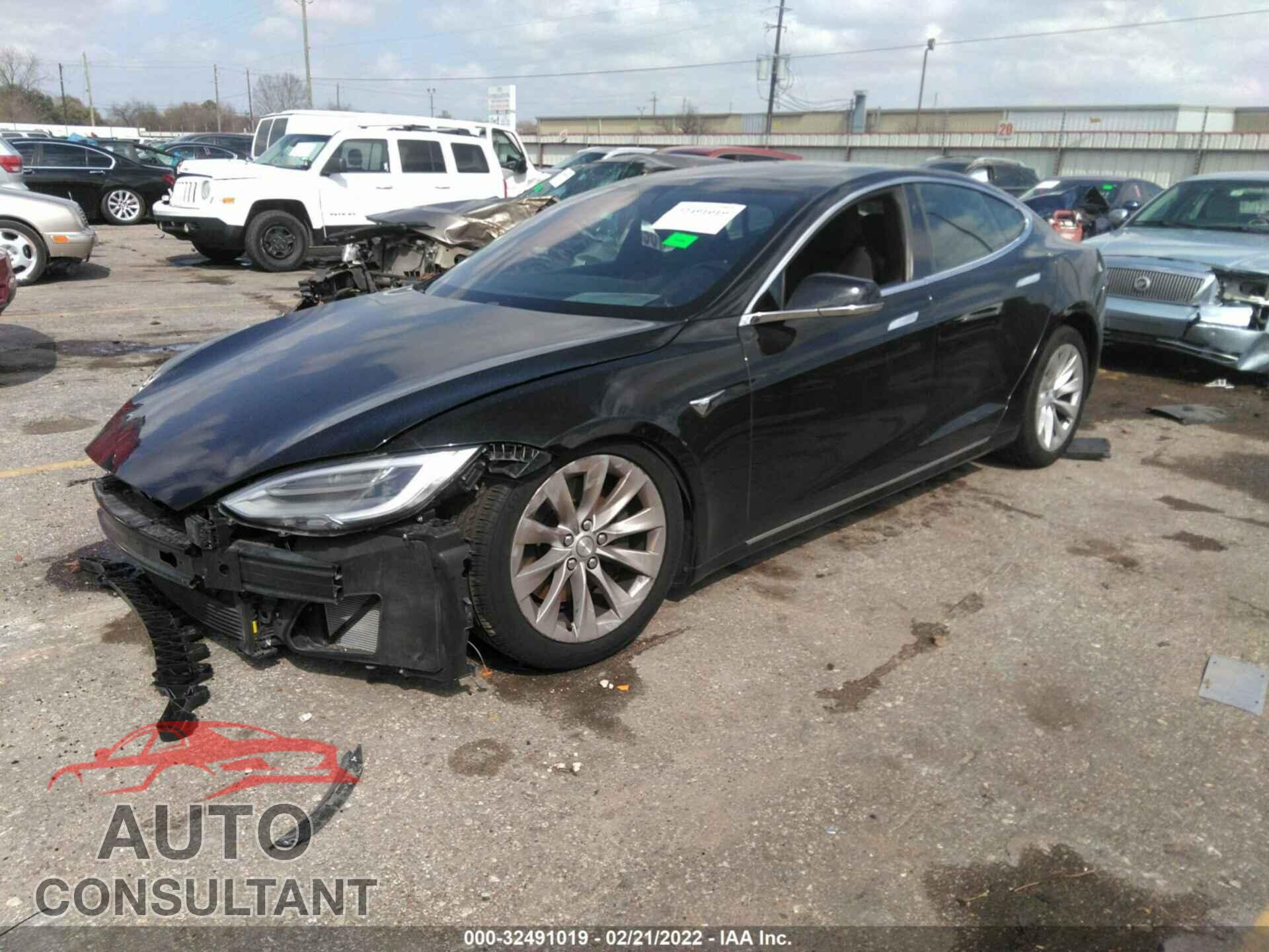 TESLA MODEL S 2018 - 5YJSA1E25JF281625