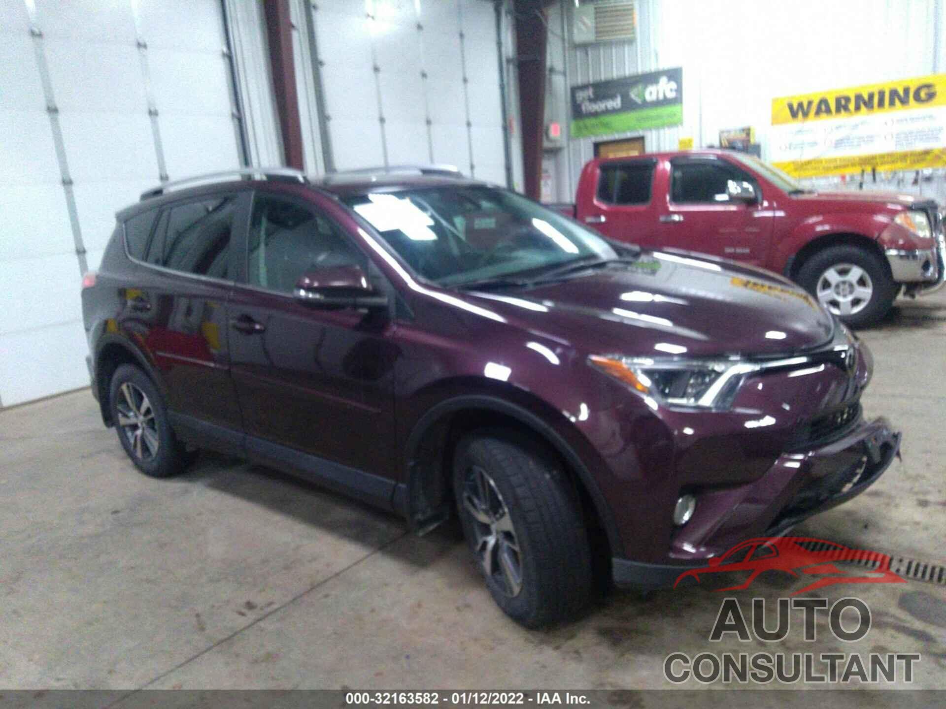 TOYOTA RAV4 2017 - 2T3RFREV2HW545588
