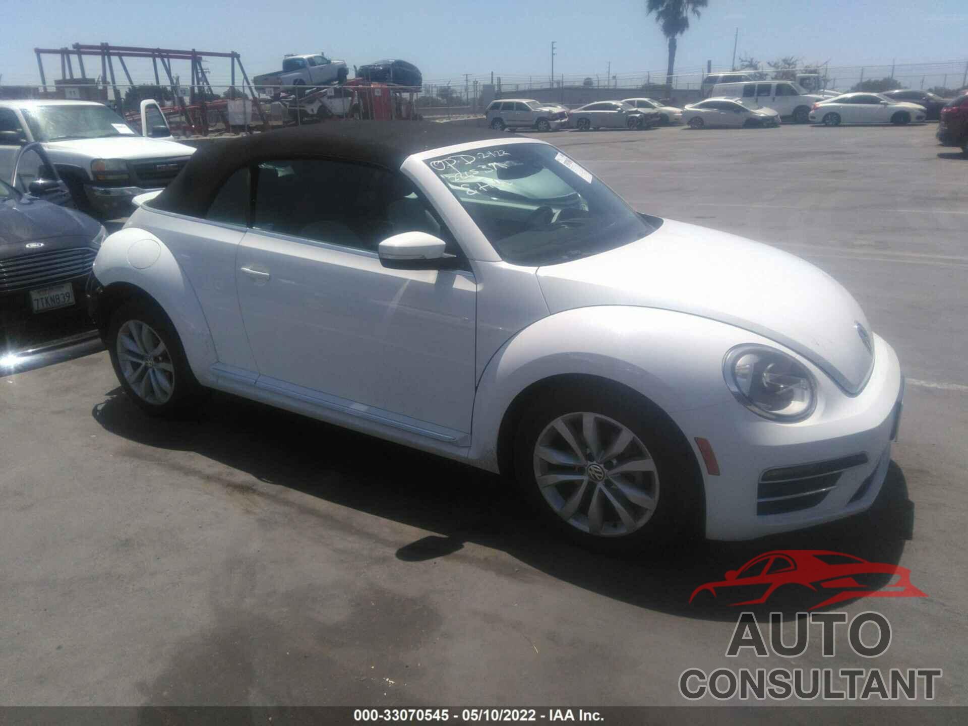VOLKSWAGEN BEETLE CONVERTIBLE 2017 - 3VW517AT4HM813528