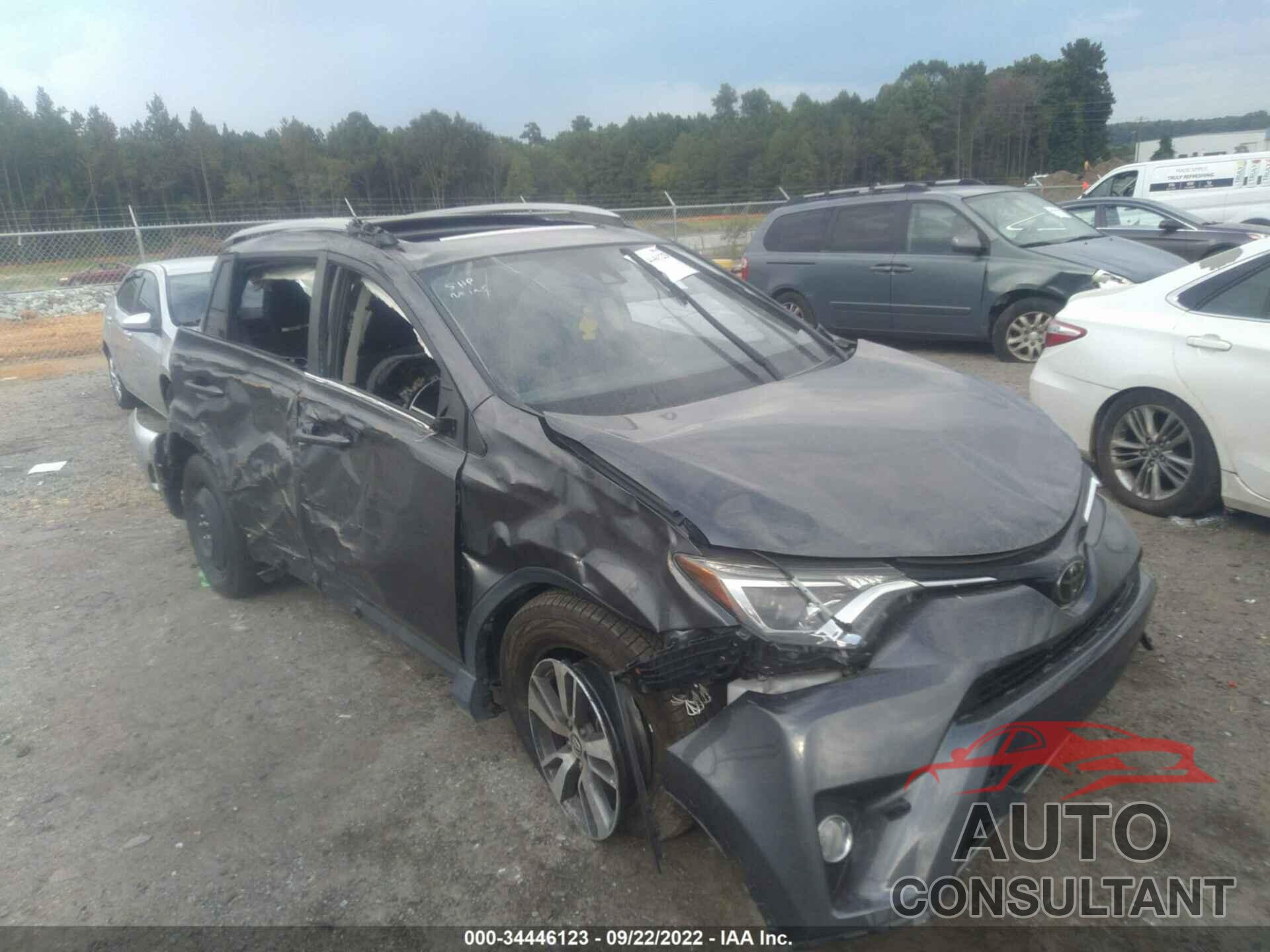 TOYOTA RAV4 2018 - JTMWFREVXJJ730348