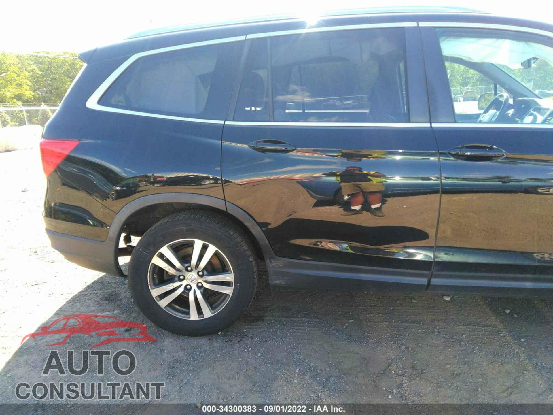 HONDA PILOT 2017 - 5FNYF6H71HB006084