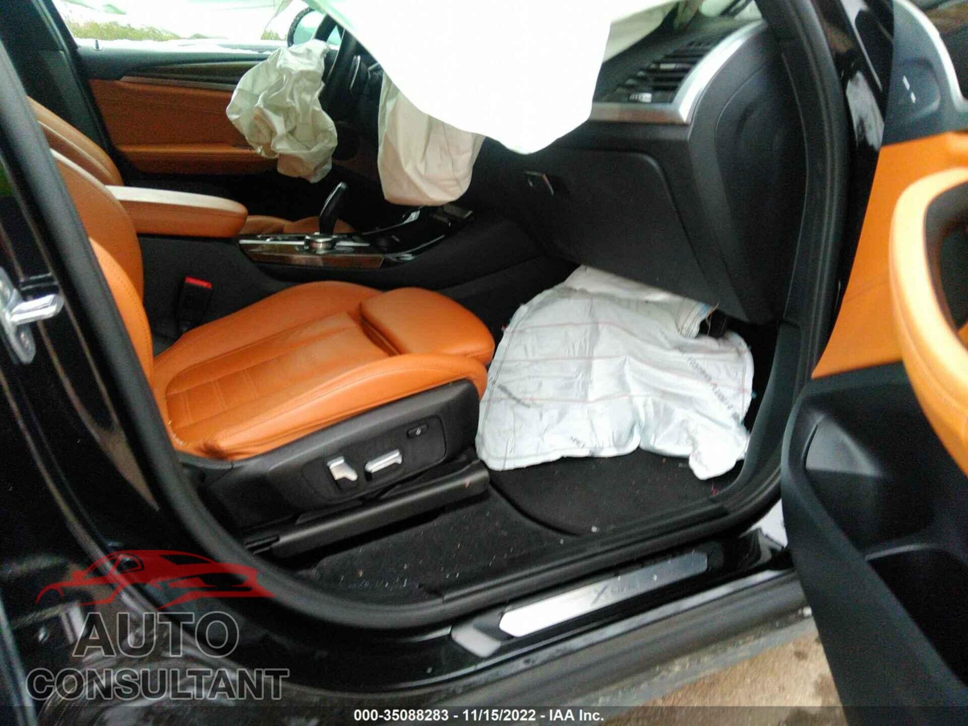 BMW X3 2019 - 5UXTR9C58KLE20199