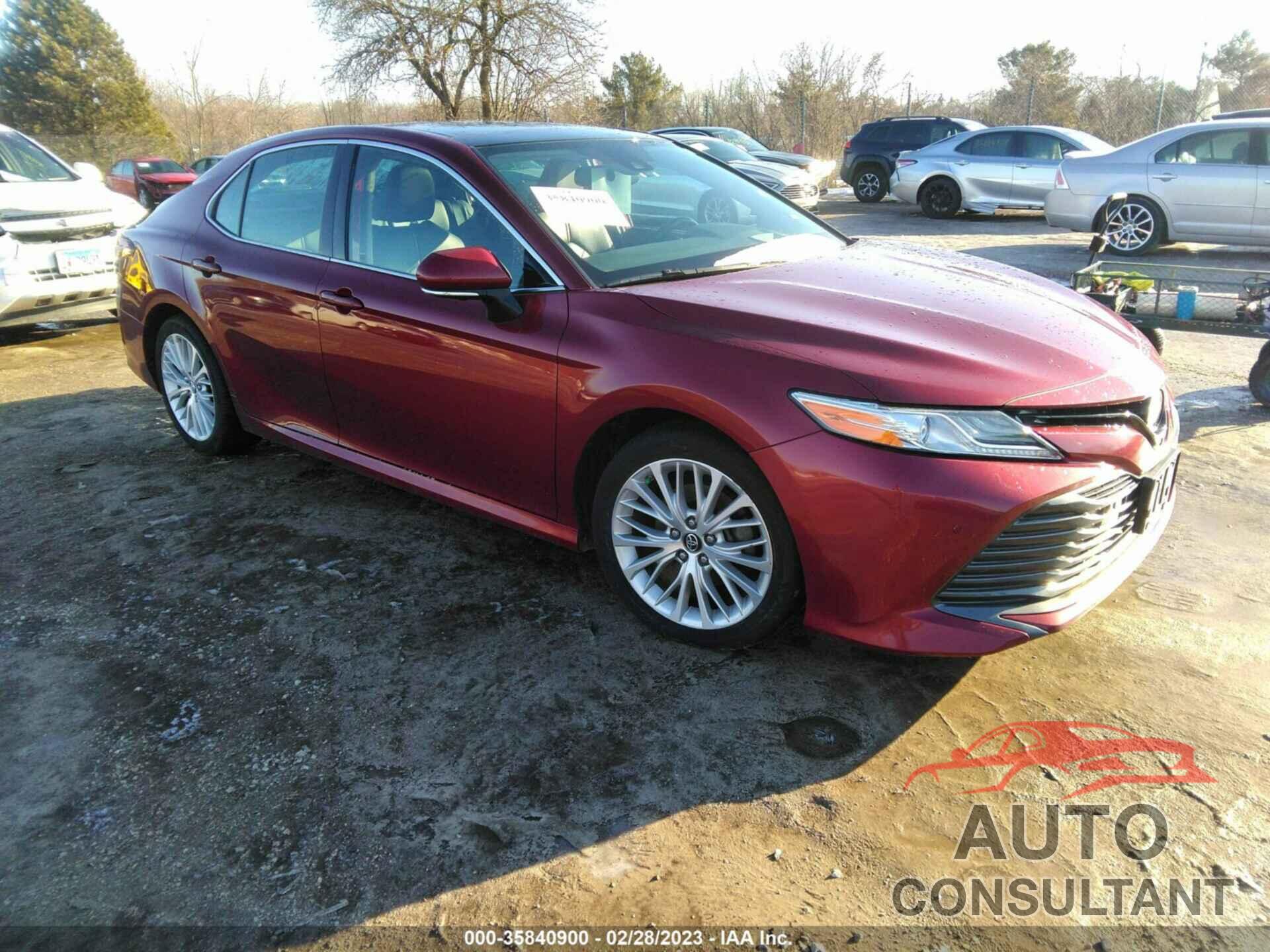 TOYOTA CAMRY 2019 - 4T1B11HK3KU679593
