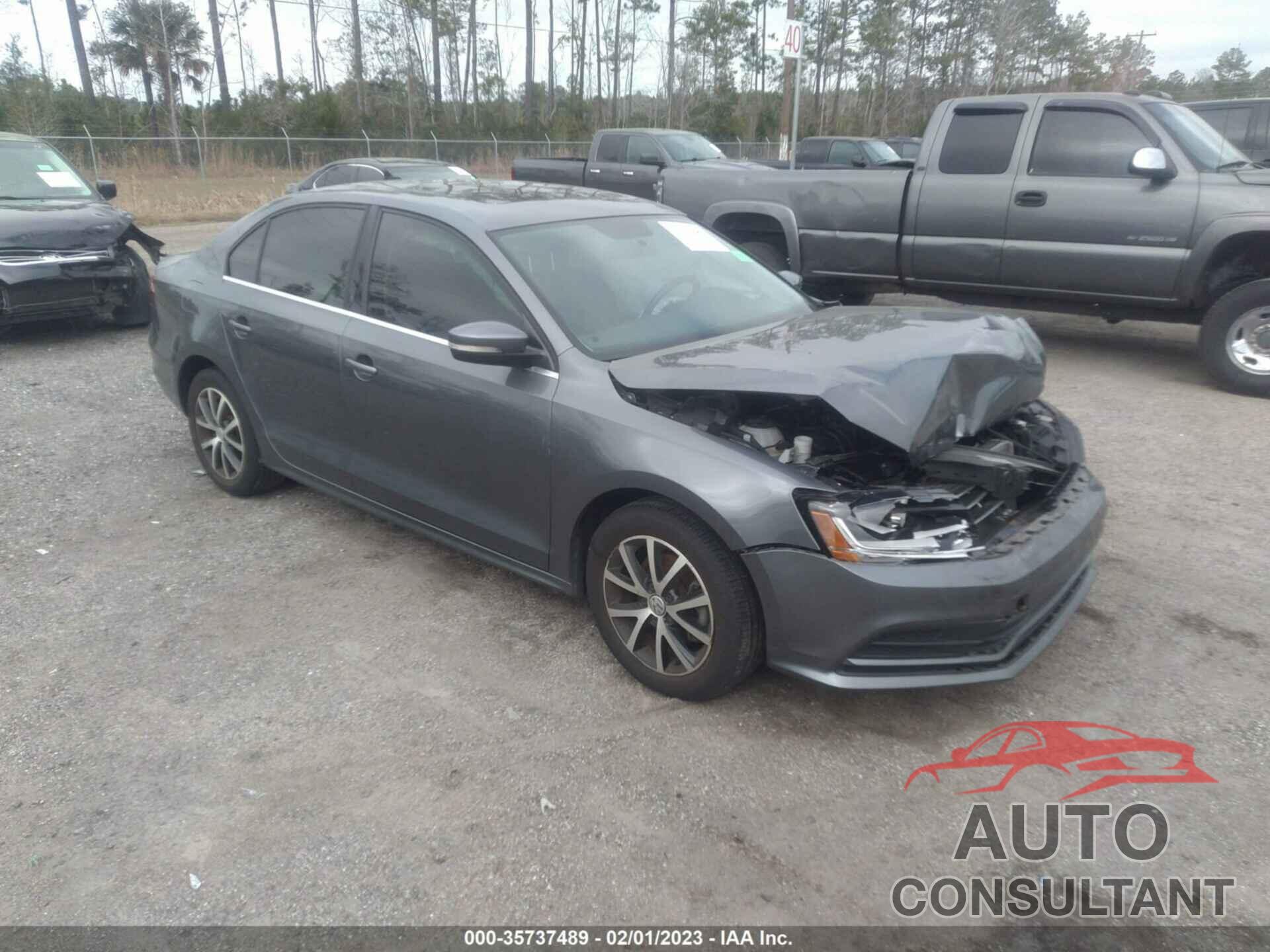 VOLKSWAGEN JETTA 2018 - 3VWDB7AJ2JM260231