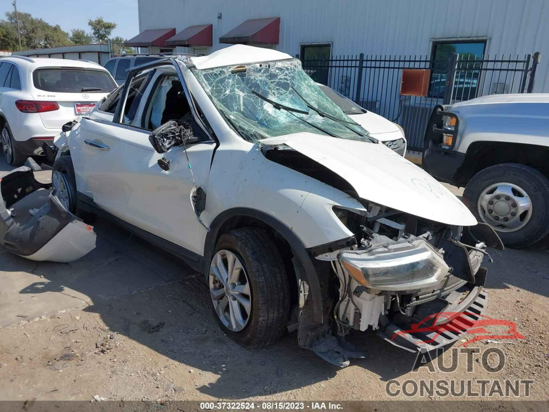 NISSAN ROGUE 2015 - 5N1AT2MT6FC762148