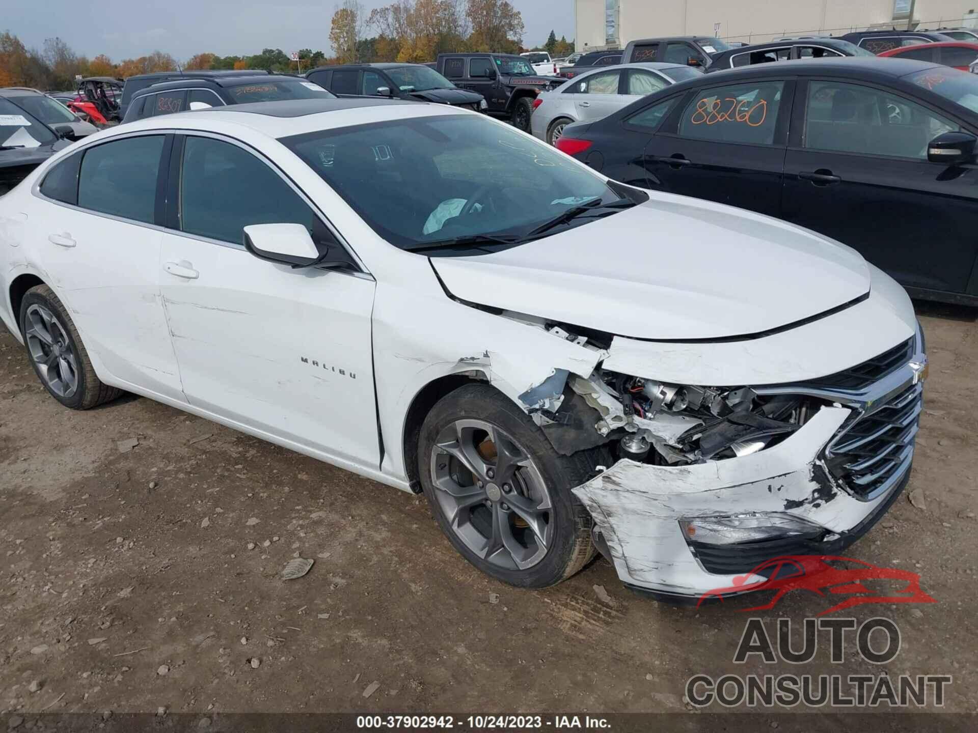 CHEVROLET MALIBU 2021 - 1G1ZD5ST3MF014728
